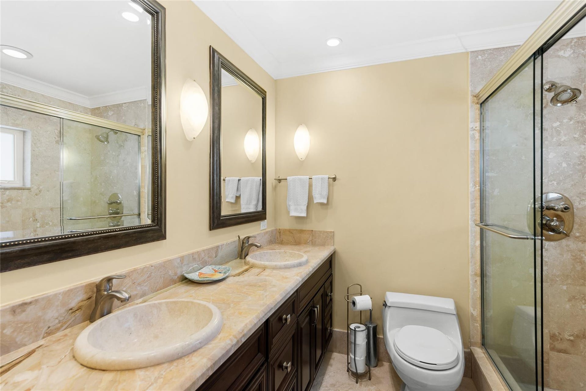 17 Middlesex, #17, Wilton Manors, FL 33305 17 Middlesex, #17, Wilton Manors, FL 33305