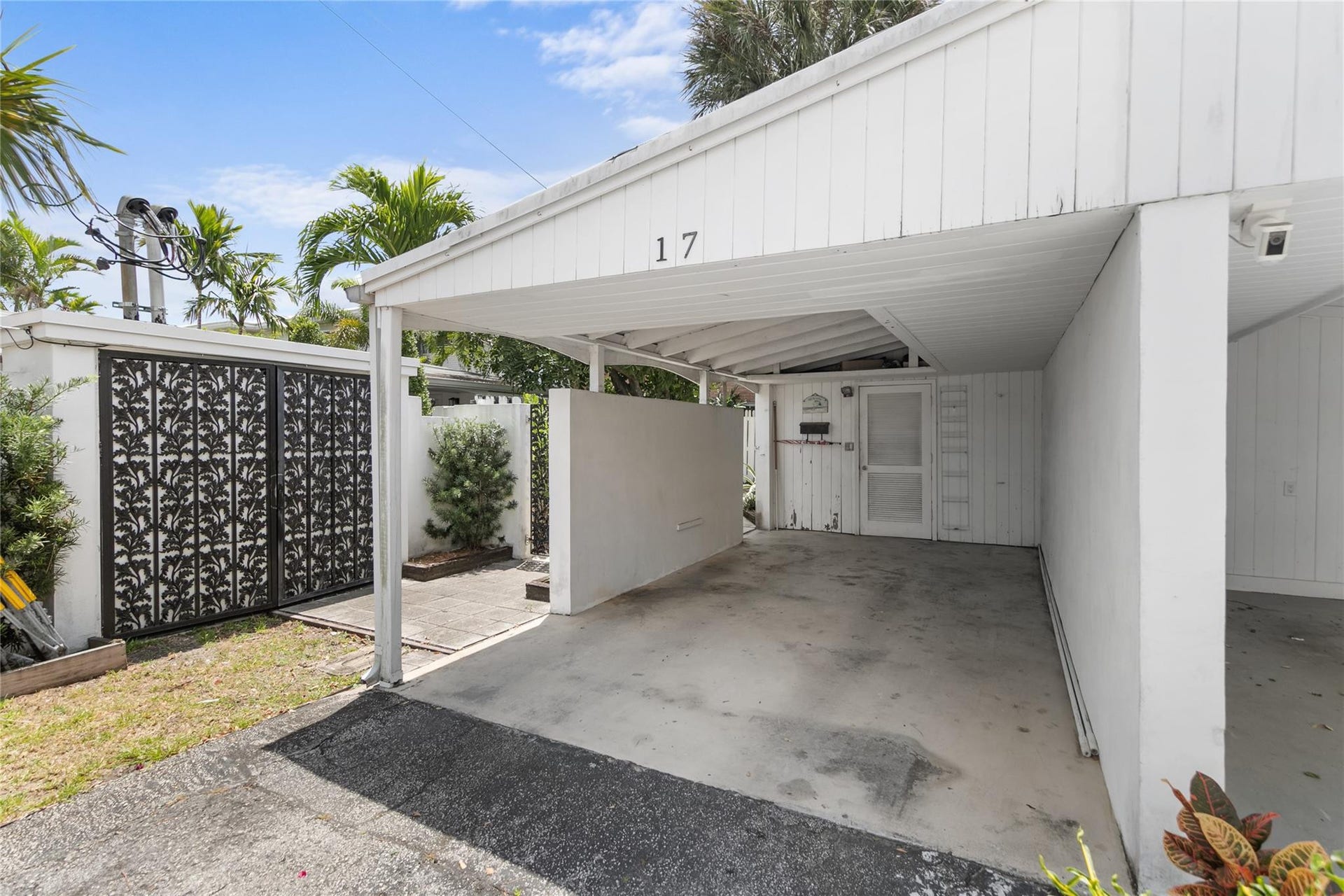 17 Middlesex, #17, Wilton Manors, FL 33305 17 Middlesex, #17, Wilton Manors, FL 33305