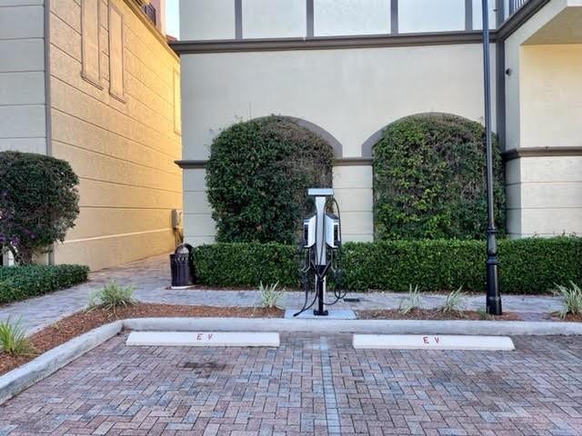 2633 NE 14th Avenue, #112, Wilton Manors, FL 33334 EV Chargers