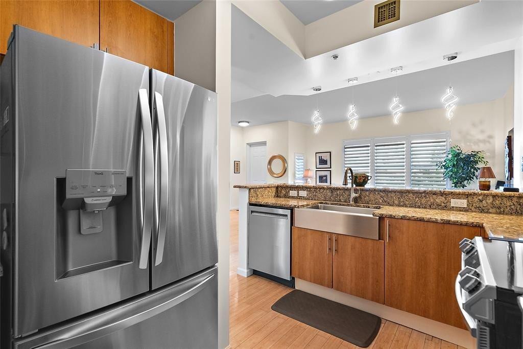 2633 NE 14th Avenue, #112, Wilton Manors, FL 33334 Photo 7