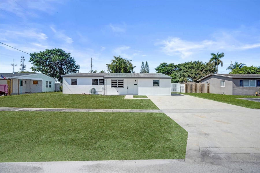Property photo for 1437 SW 1st Avenue, Deerfield Beach, FL