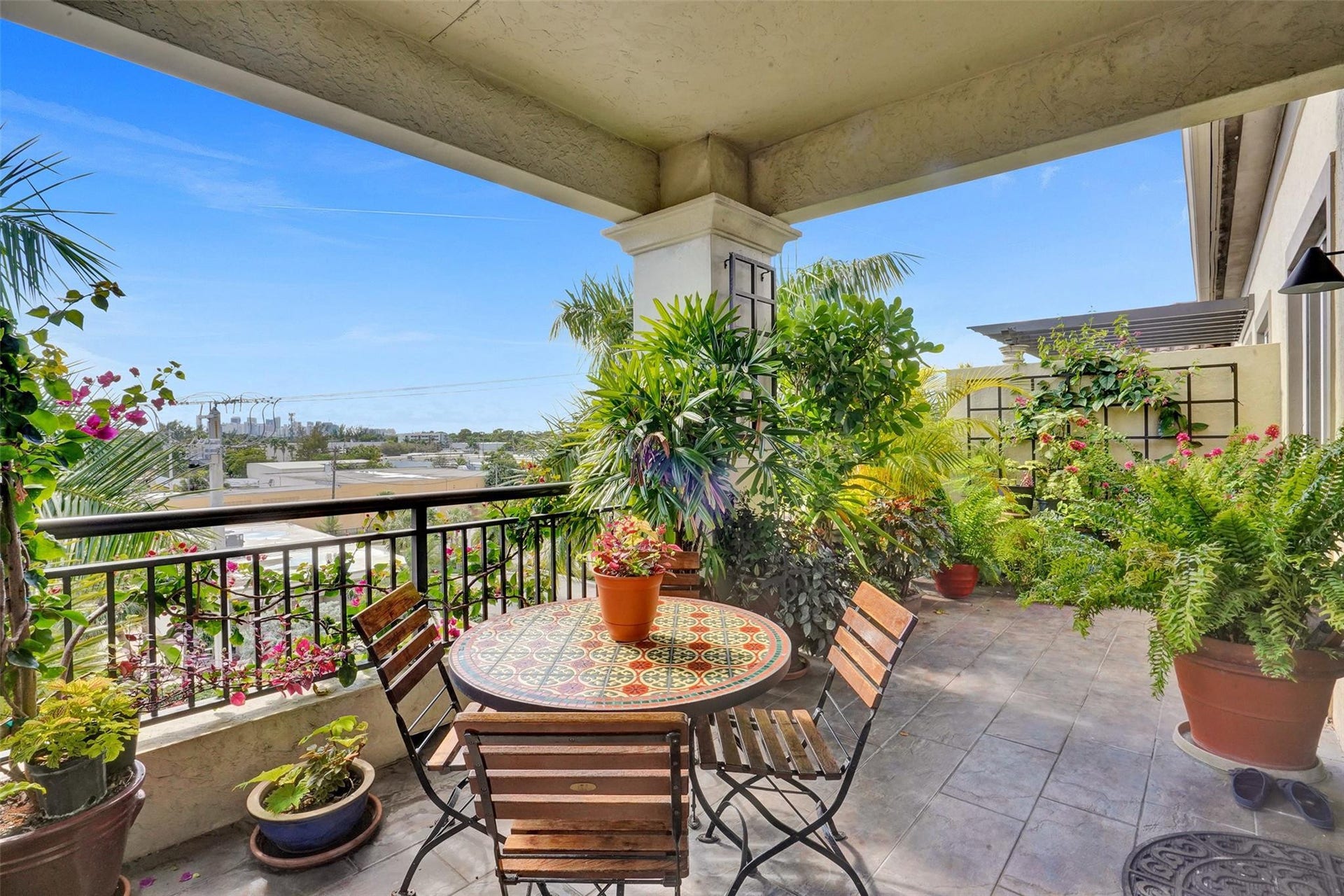 2631 NE 14th Avenue, #404, Wilton Manors, FL 33334