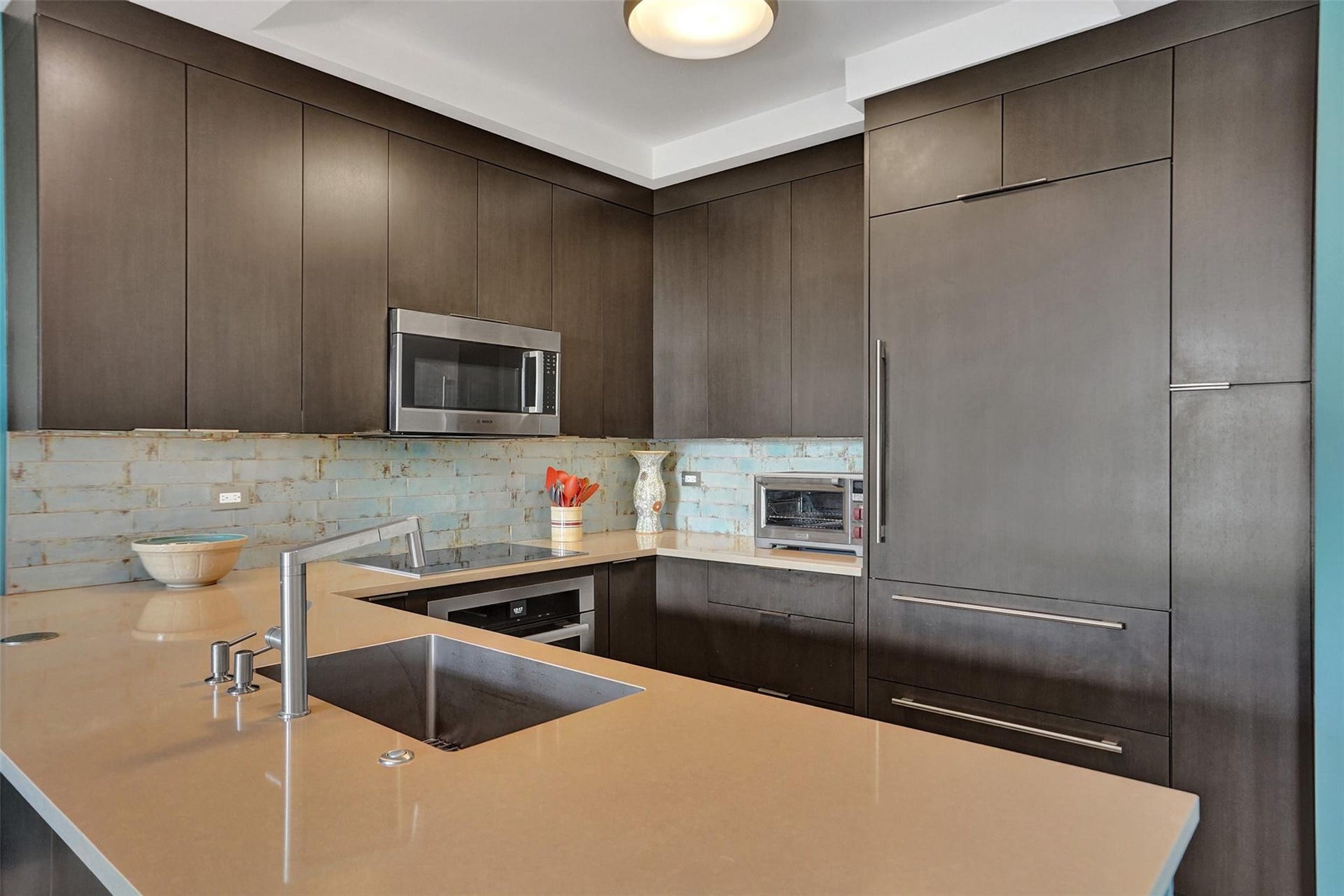 2631 NE 14th Avenue, #404, Wilton Manors, FL 33334