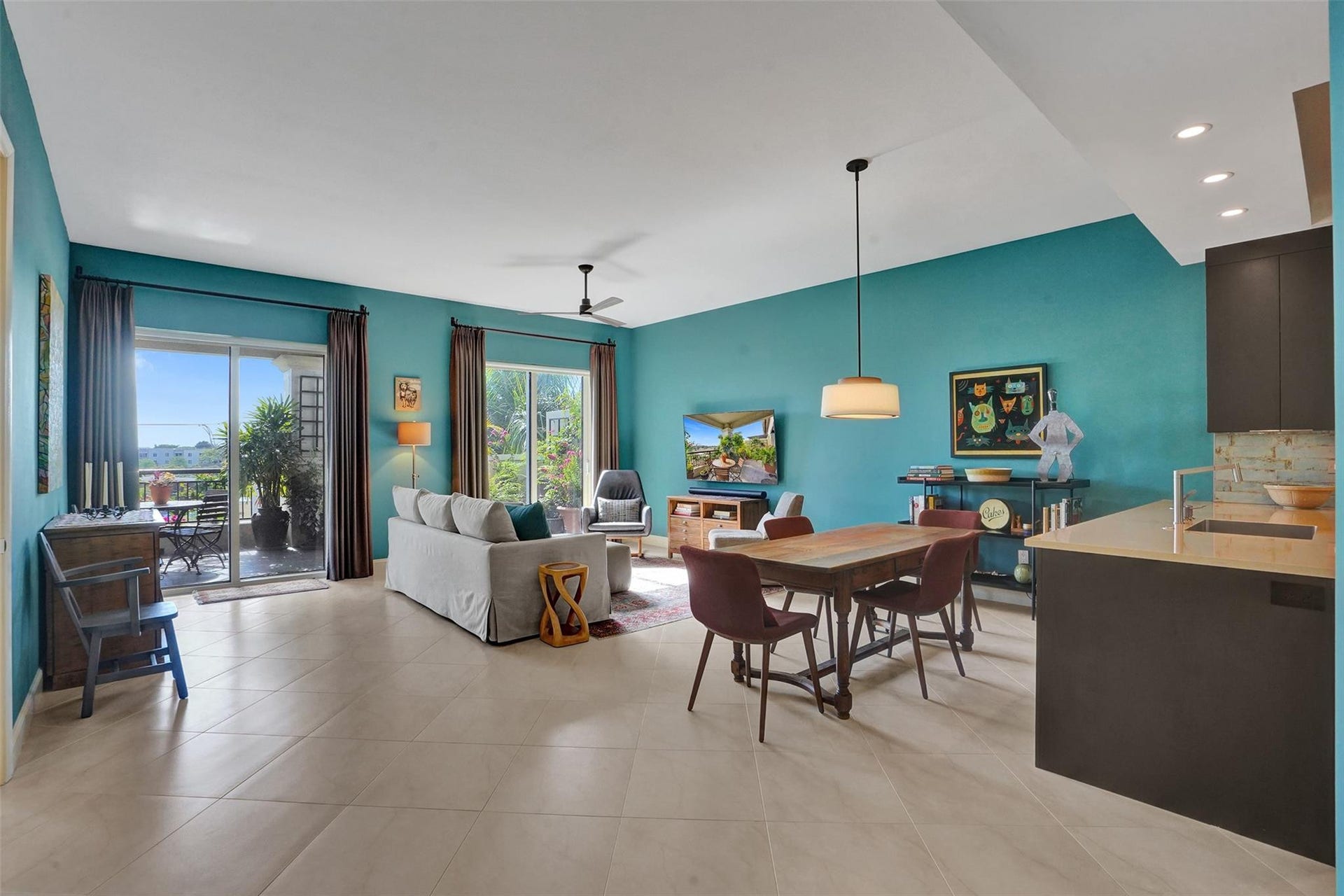 2631 NE 14th Avenue, #404, Wilton Manors, FL 33334