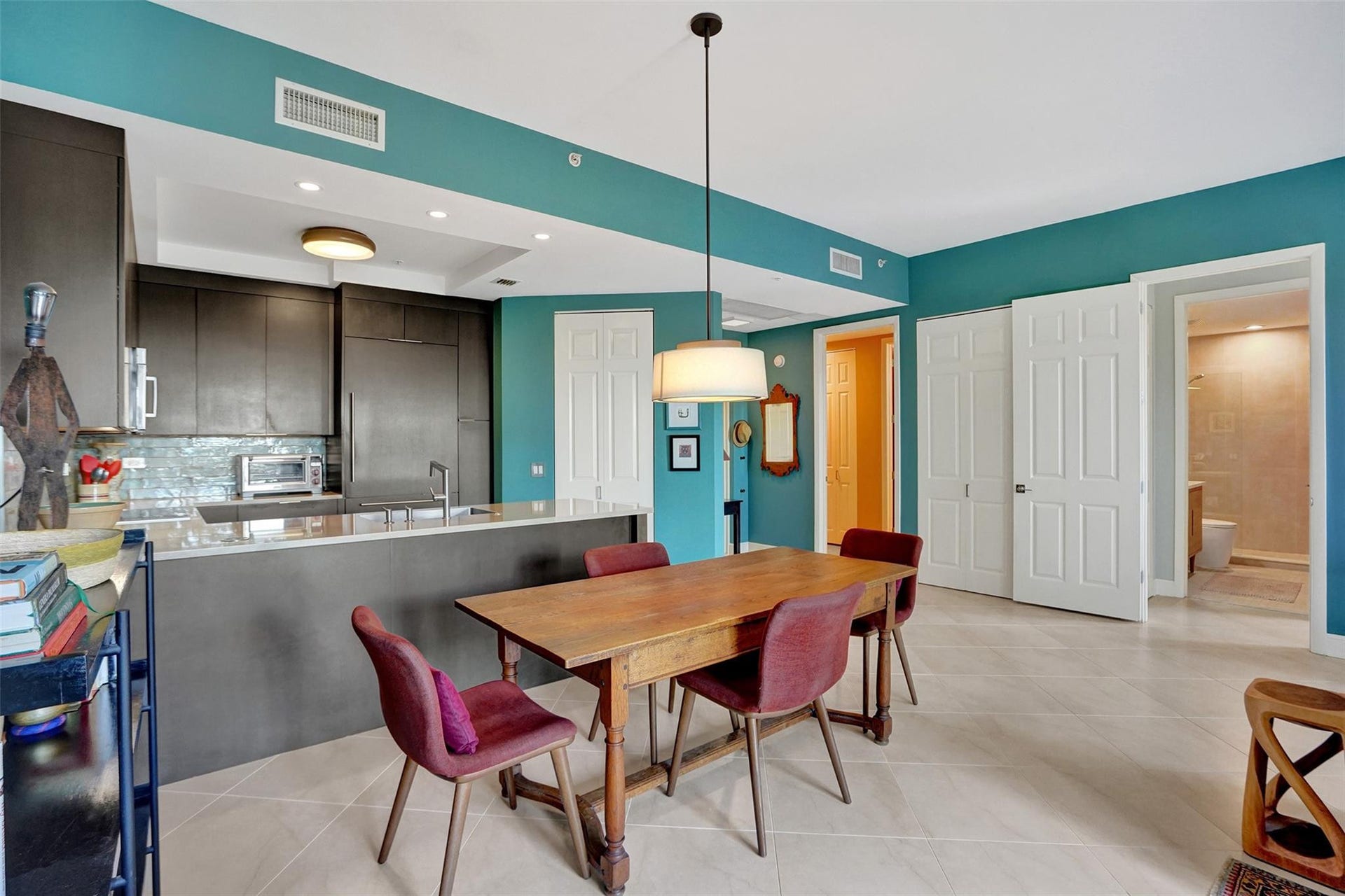2631 NE 14th Avenue, #404, Wilton Manors, FL 33334