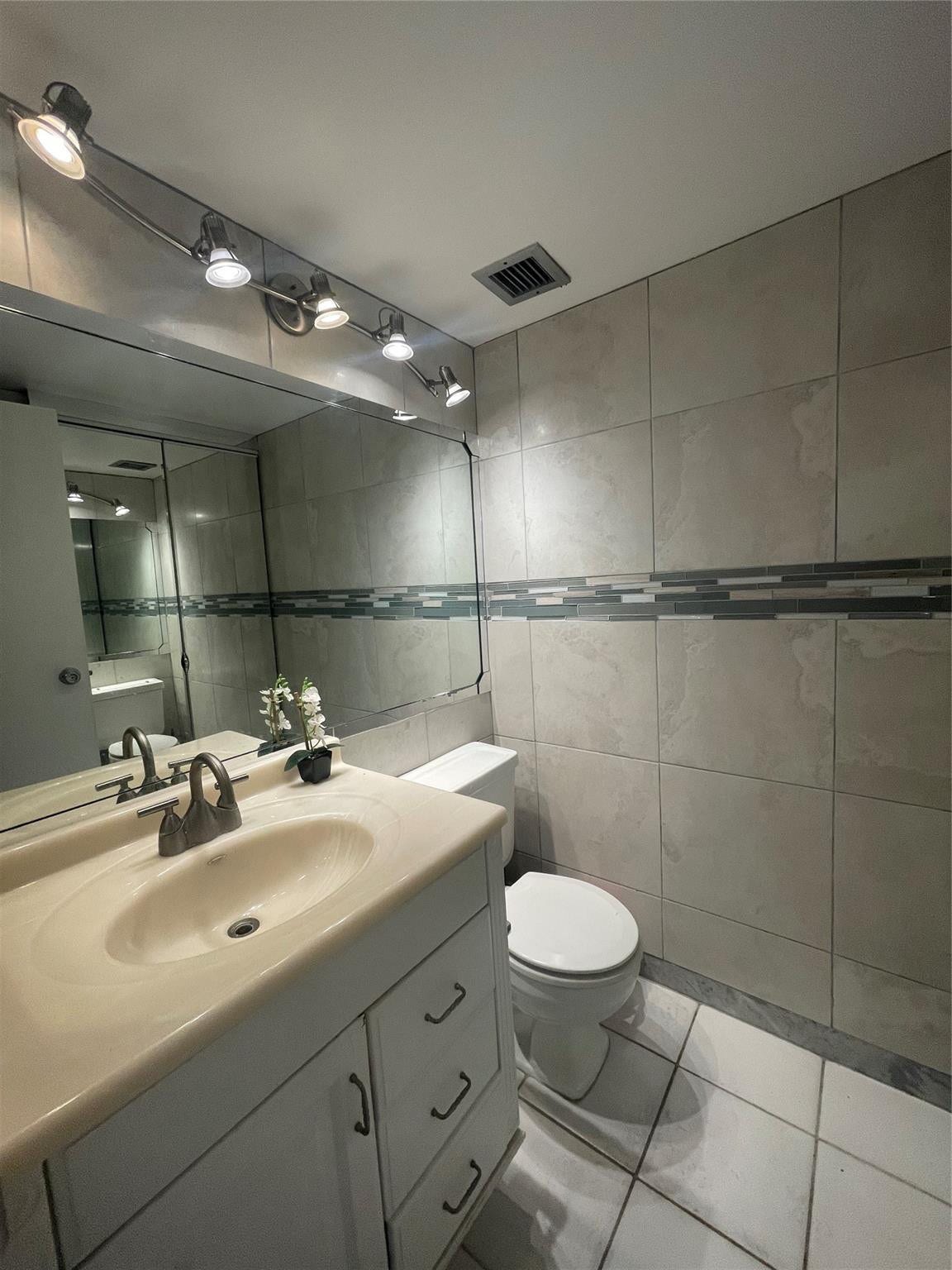 1160 N Federal Highway, #1120, Fort Lauderdale, Fort Lauderdale, FL 33304 1160 N Federal Highway, #1120, Fort Lauderdale, Fort Lauderdale, FL 33304