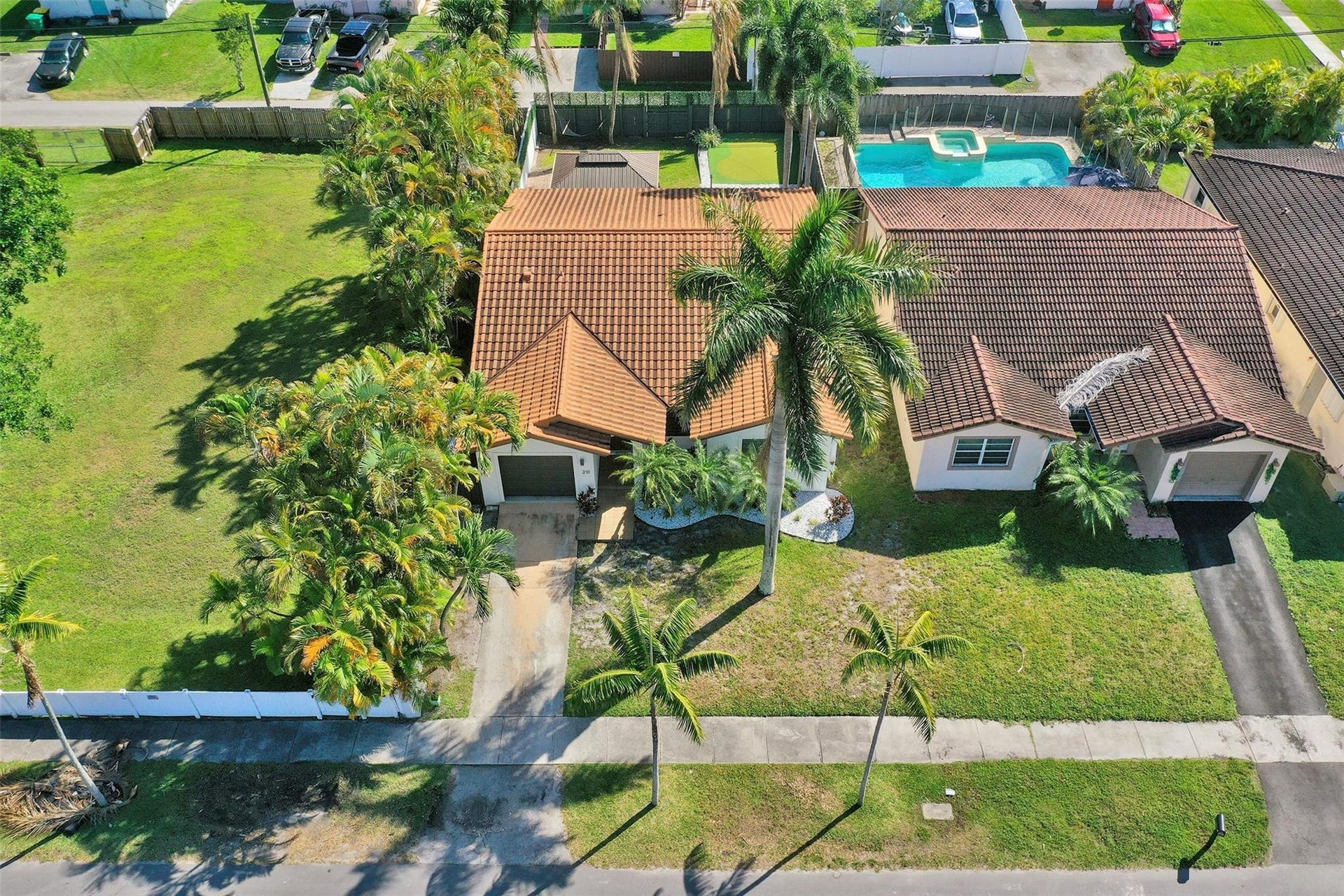 210 SE Park Street, Dania Beach, FL 33004 Photo 5