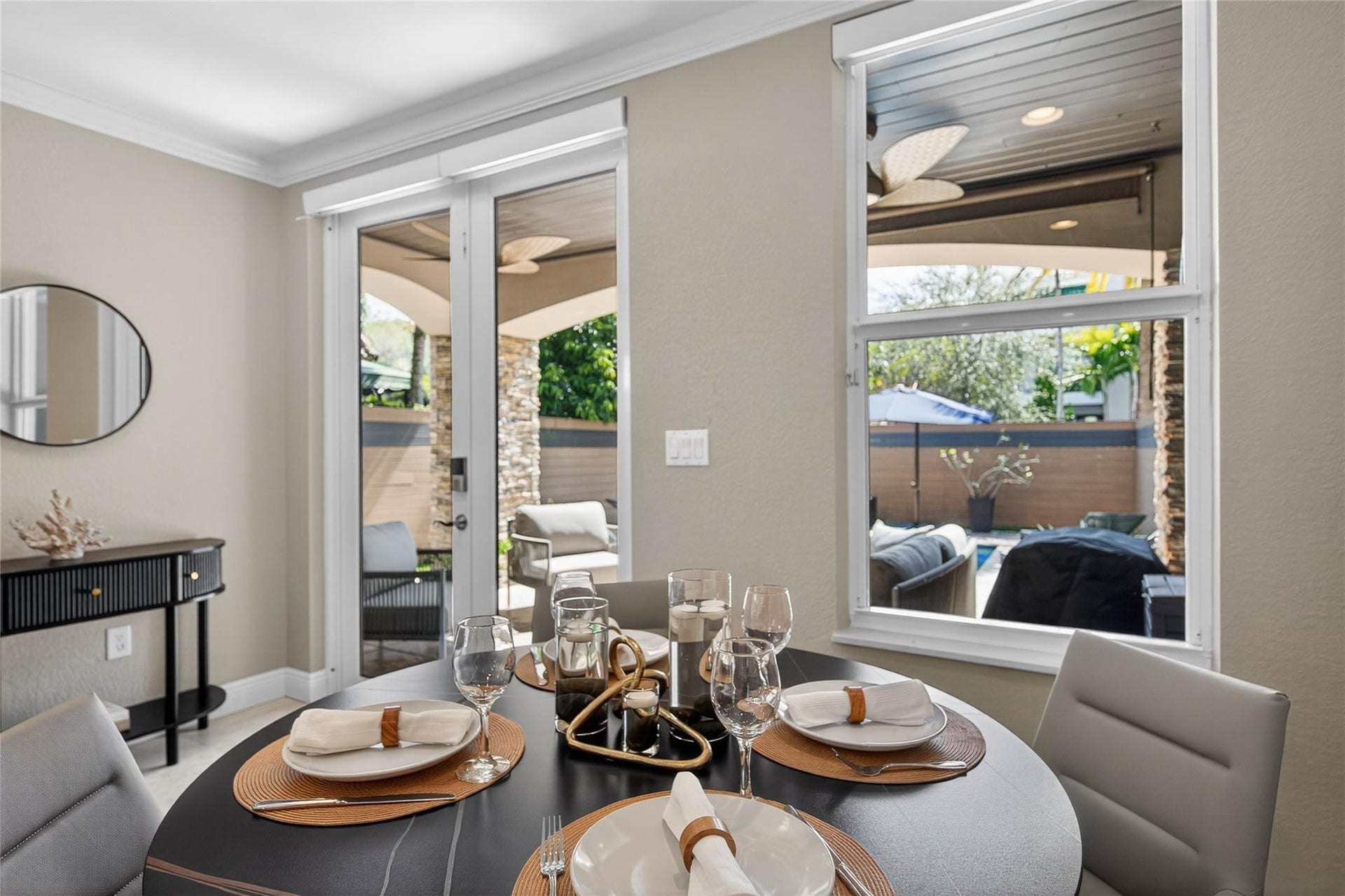 1215 NE 1st Street, Fort Lauderdale, Fort Lauderdale, FL 33301 Open layout with dining for 6 & separate dining for 4-6. Total 12