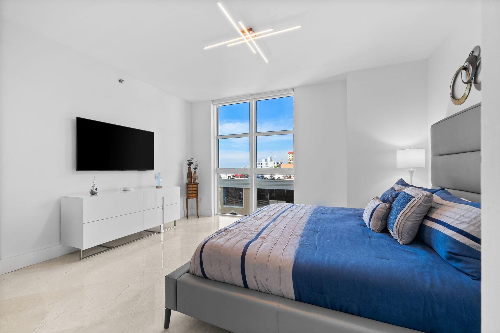 101 S Fort Lauderdale Beach Boulevard, #705, Fort Lauderdale, FL 33316 101 S Fort Lauderdale Beach Boulevard, #705, Fort Lauderdale, FL 33316