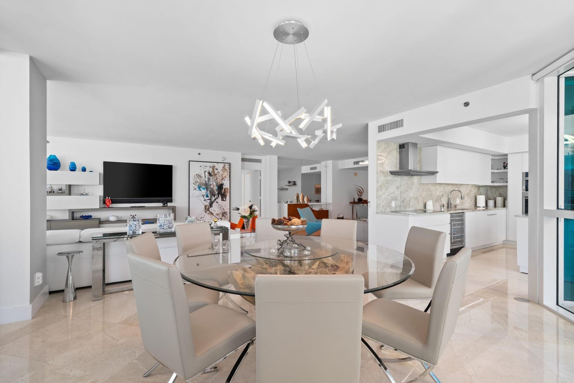 101 S Fort Lauderdale Beach Boulevard, #705, Fort Lauderdale, FL 33316 101 S Fort Lauderdale Beach Boulevard, #705, Fort Lauderdale, FL 33316