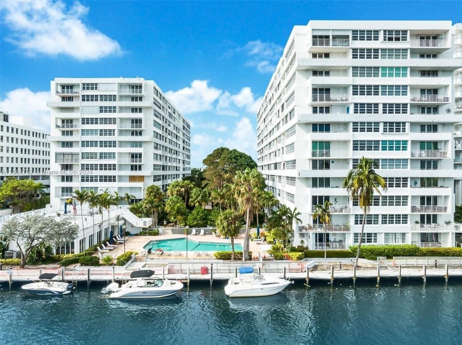 Property photo for 1160 N Federal Highway, #1118, Fort Lauderdale, FL