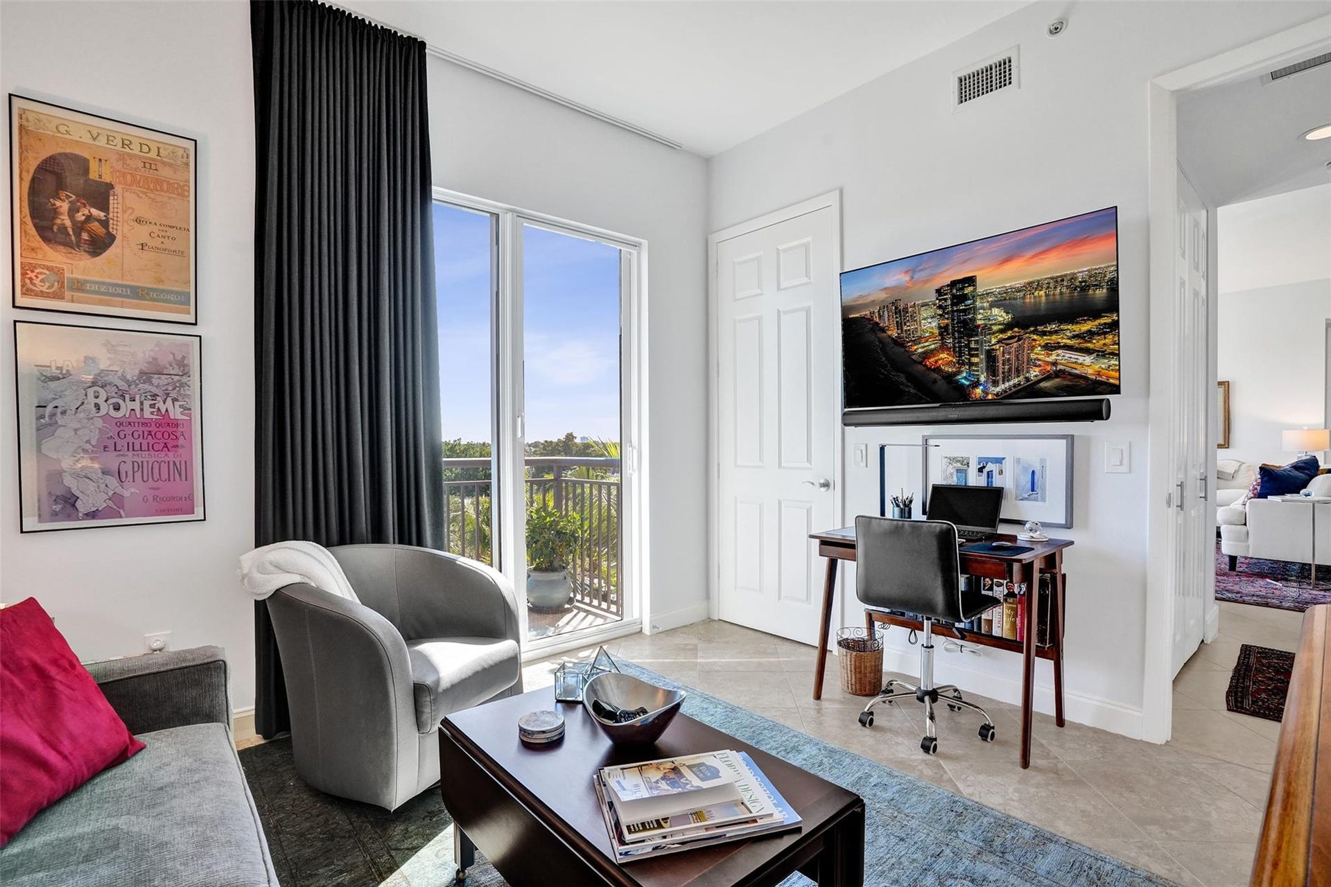 2601 NE 14th Avenue, #401, Wilton Manors, FL 33334 Second bedroom