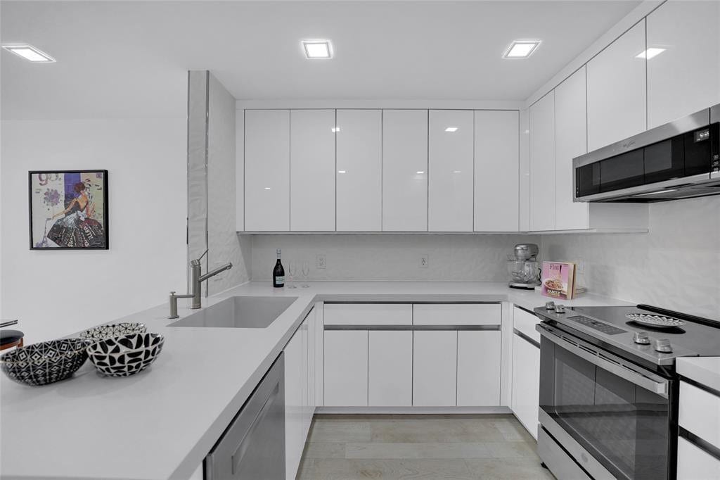 3550 Galt Ocean Drive, #208, Fort Lauderdale, FL 33308 Photo 9