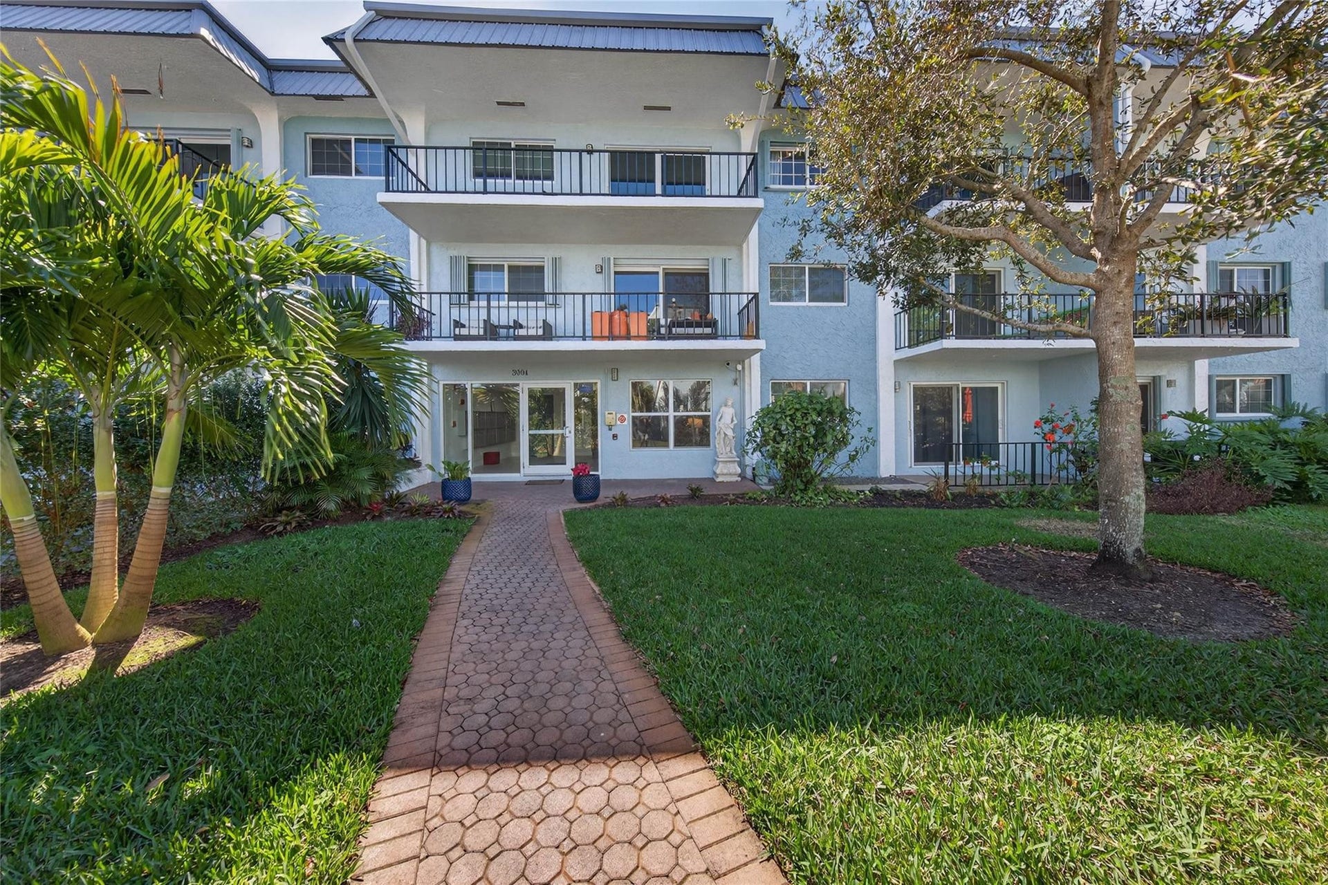3004 NE 5th Terrace, #305-C, Wilton Manors, FL 33334 Photo 29