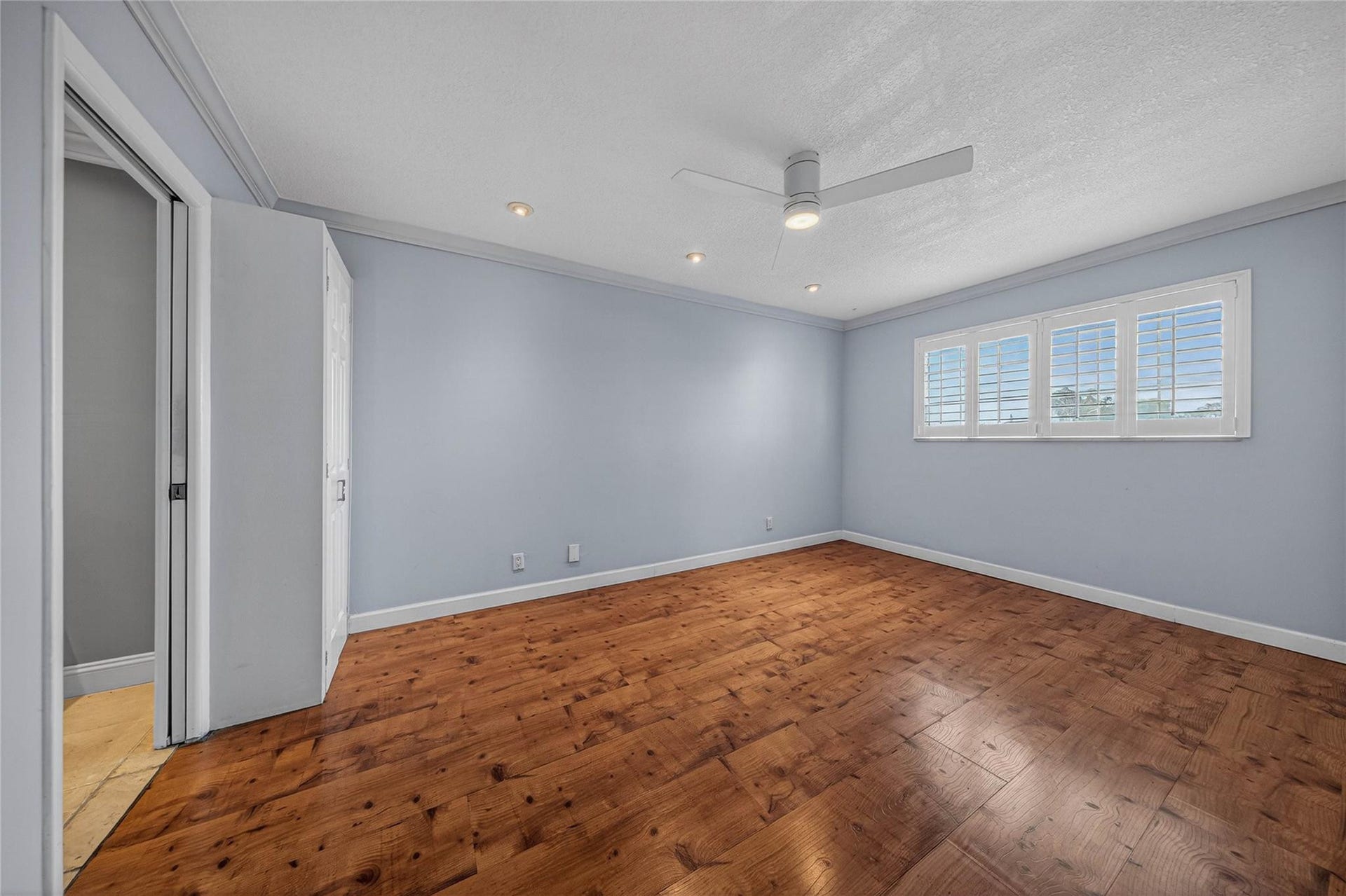 3004 NE 5th Terrace, #305-C, Wilton Manors, FL 33334 Photo 18