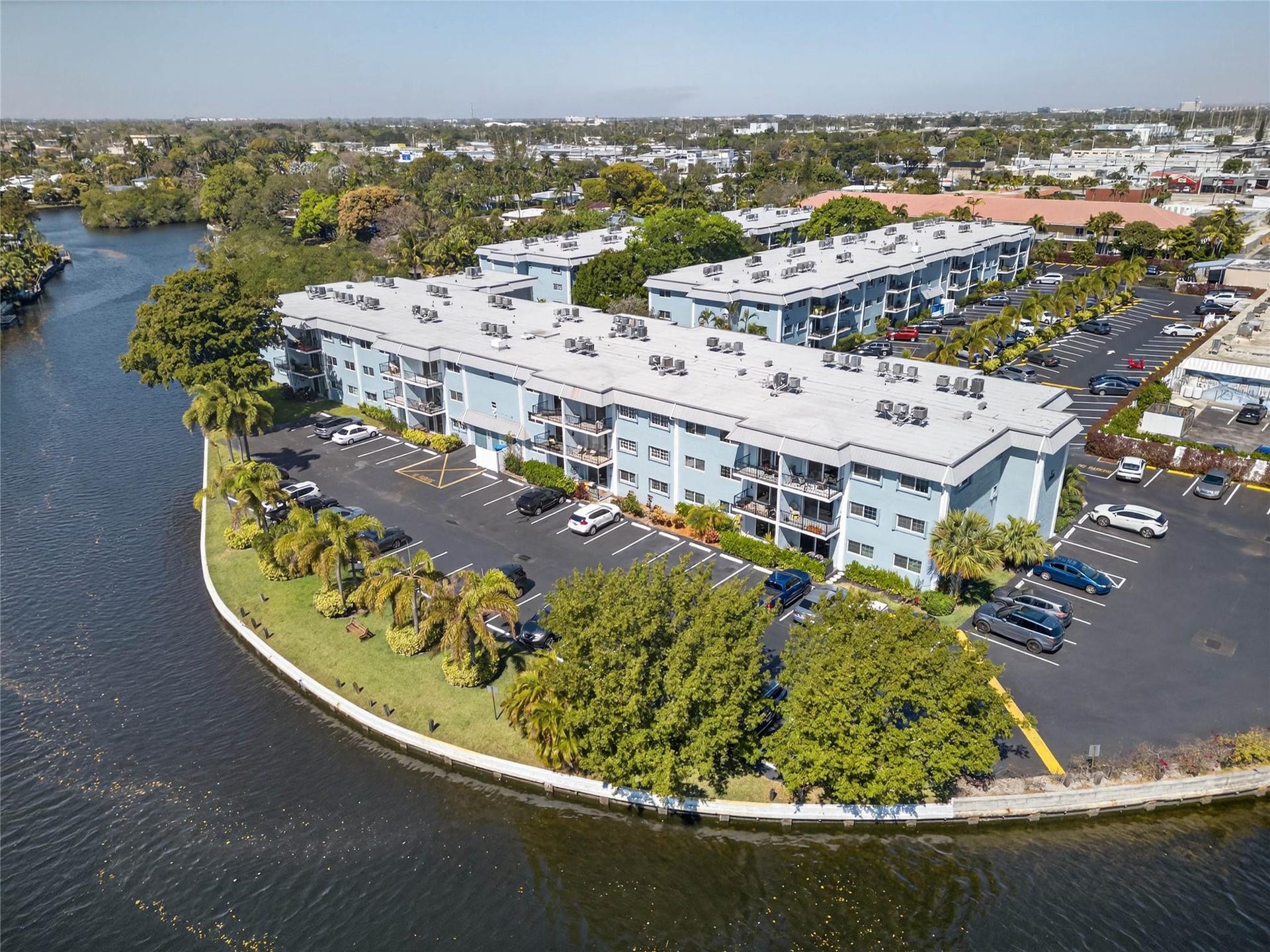 3004 NE 5th Terrace, #305-C, Wilton Manors, FL 33334 Photo 39