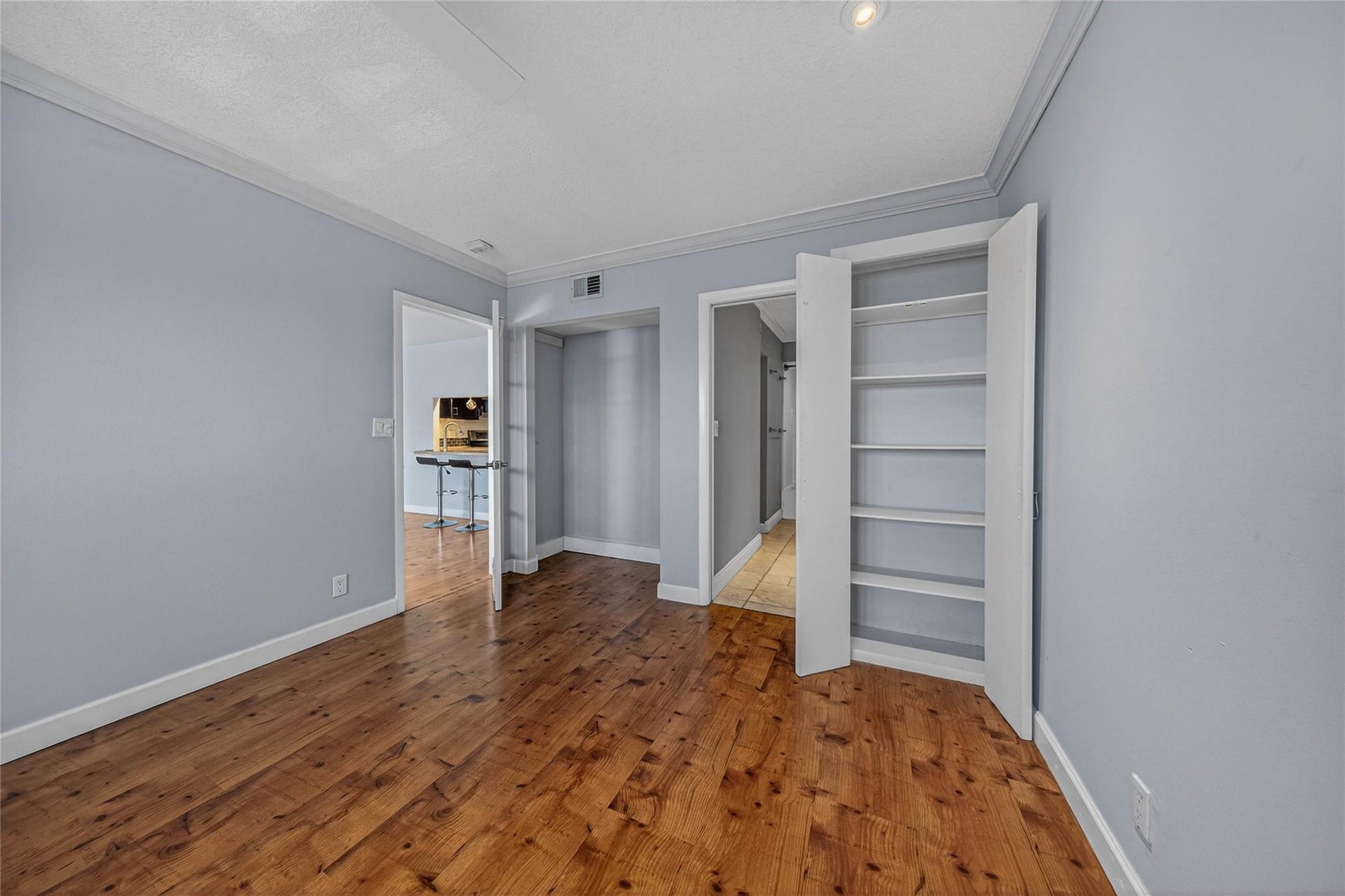 3004 NE 5th Terrace, #305-C, Wilton Manors, FL 33334 Photo 20