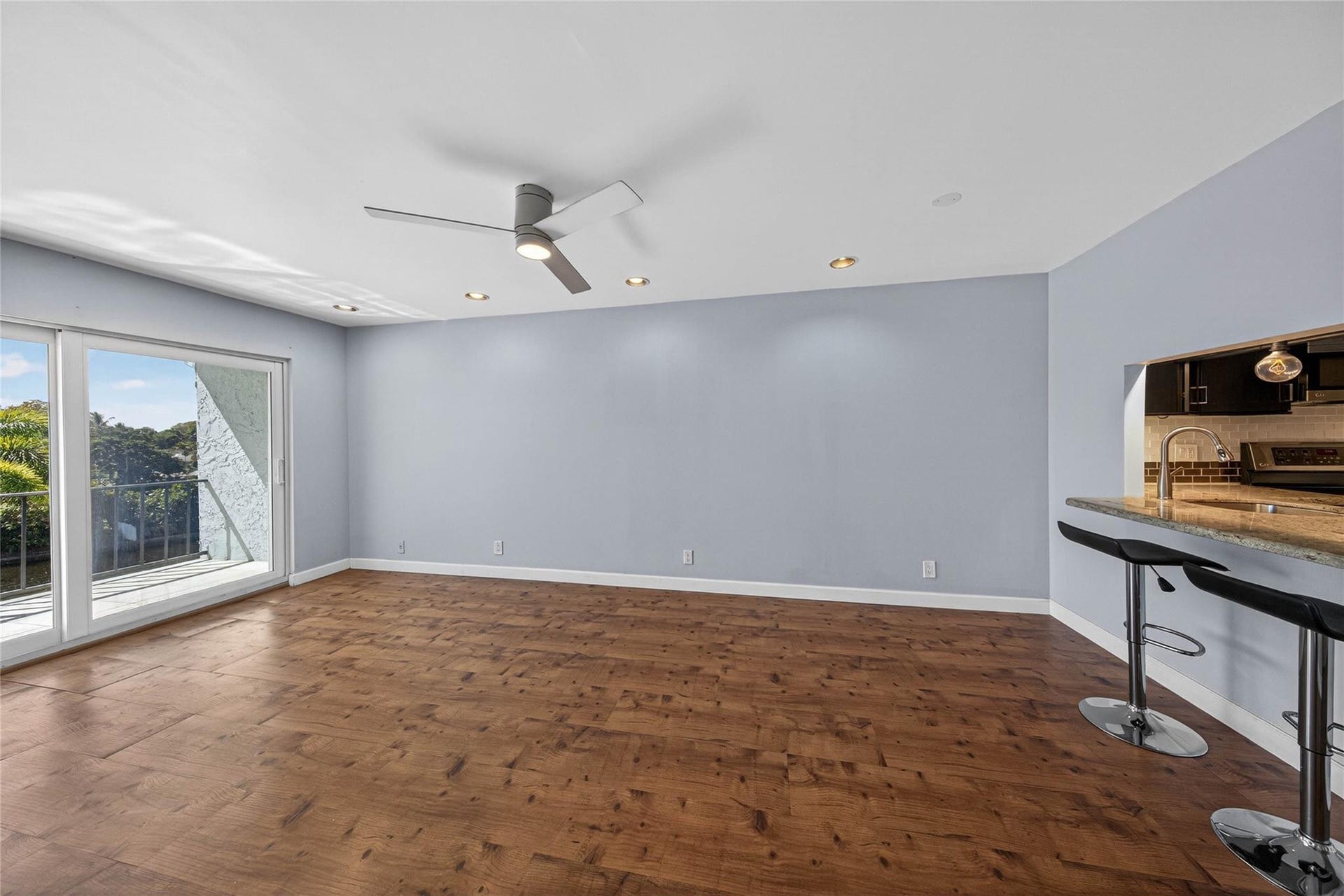 3004 NE 5th Terrace, #305-C, Wilton Manors, FL 33334 Photo 7