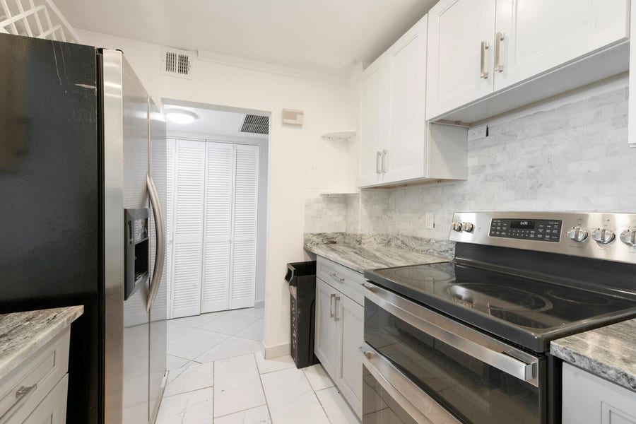Property photo for 3800 N Hills Drive, #402, Hollywood, FL