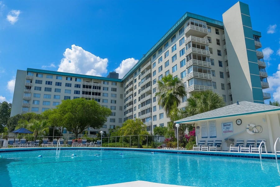 Property photo for 4330 Hillcrest Drive, #420, Hollywood, FL