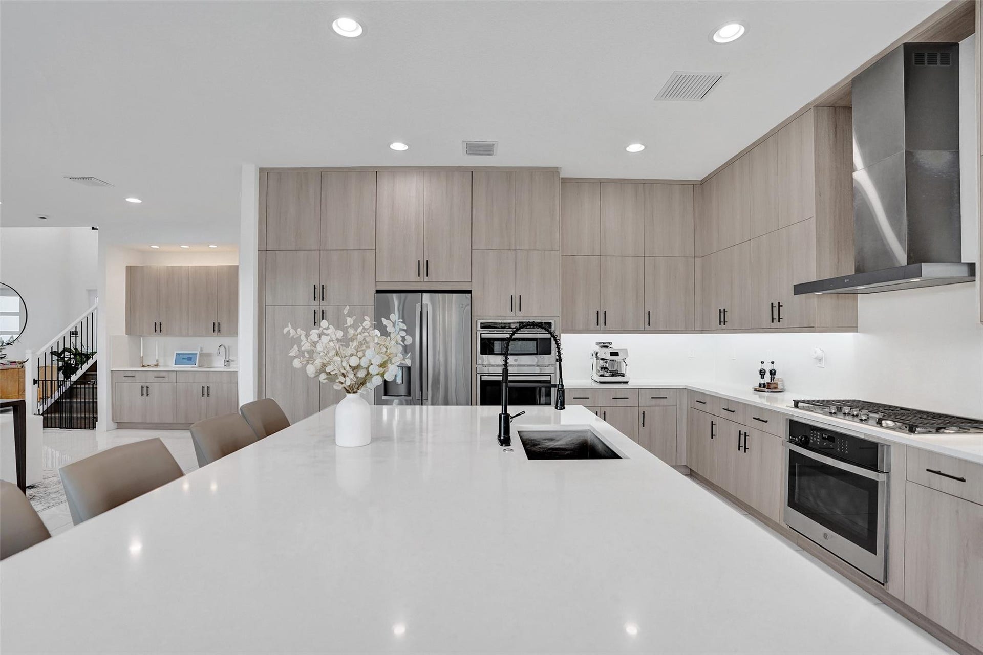 20044 Hirono Lane, Boca Raton, FL 33434 20044 Hirono Lane, Boca Raton, FL 33434