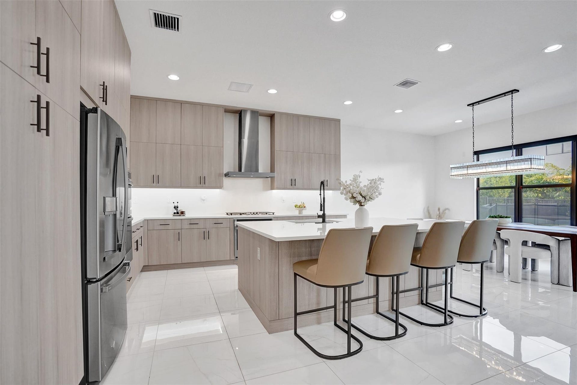 20044 Hirono Lane, Boca Raton, FL 33434 20044 Hirono Lane, Boca Raton, FL 33434