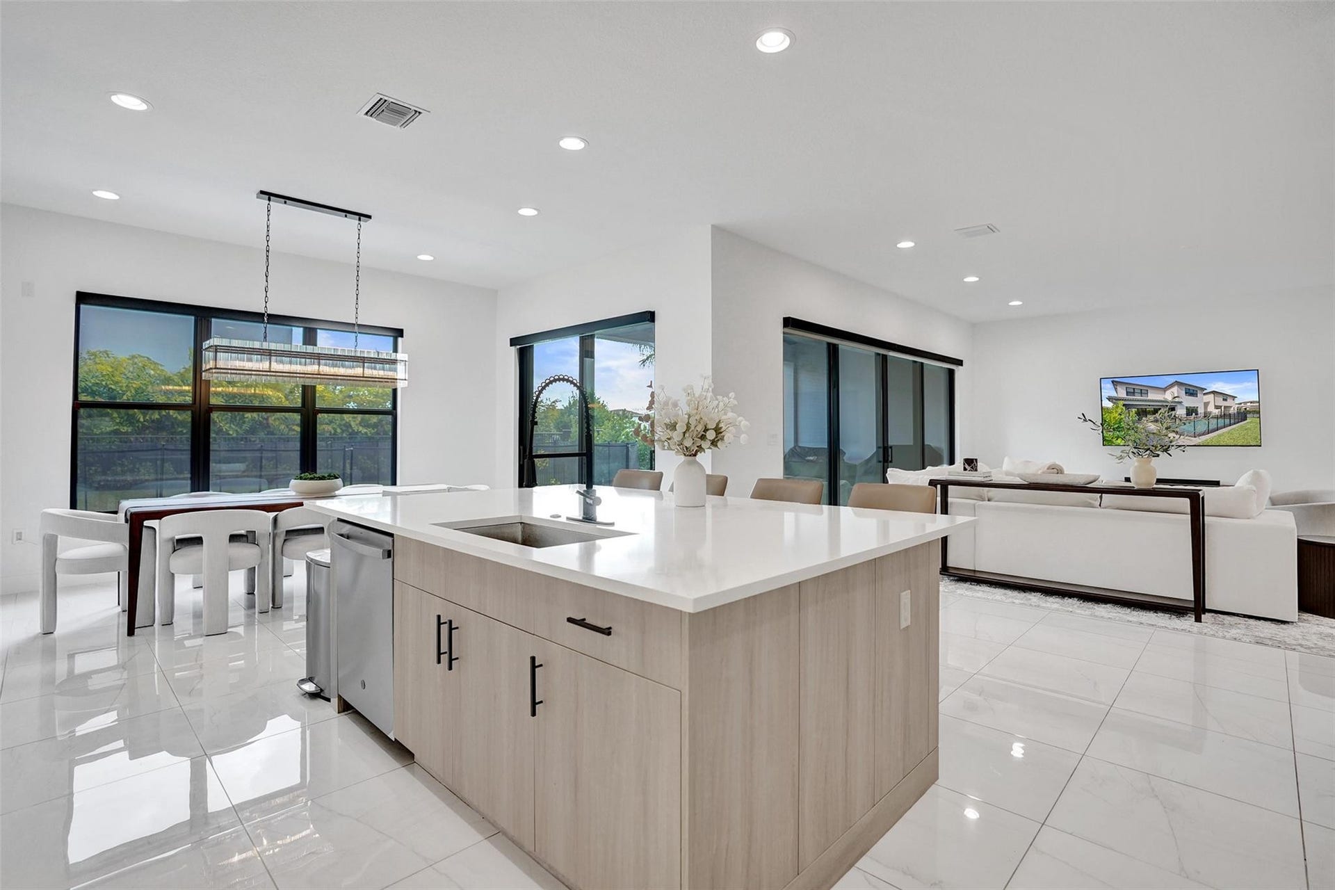 20044 Hirono Lane, Boca Raton, FL 33434 20044 Hirono Lane, Boca Raton, FL 33434