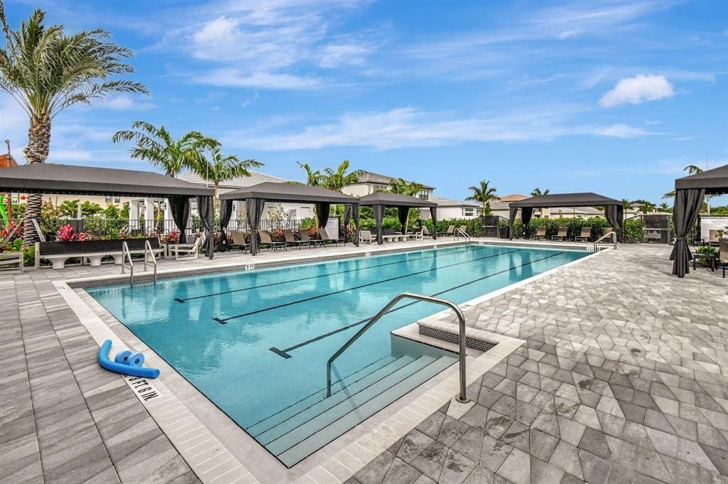 20044 Hirono Lane, Boca Raton, FL 33434 20044 Hirono Lane, Boca Raton, FL 33434