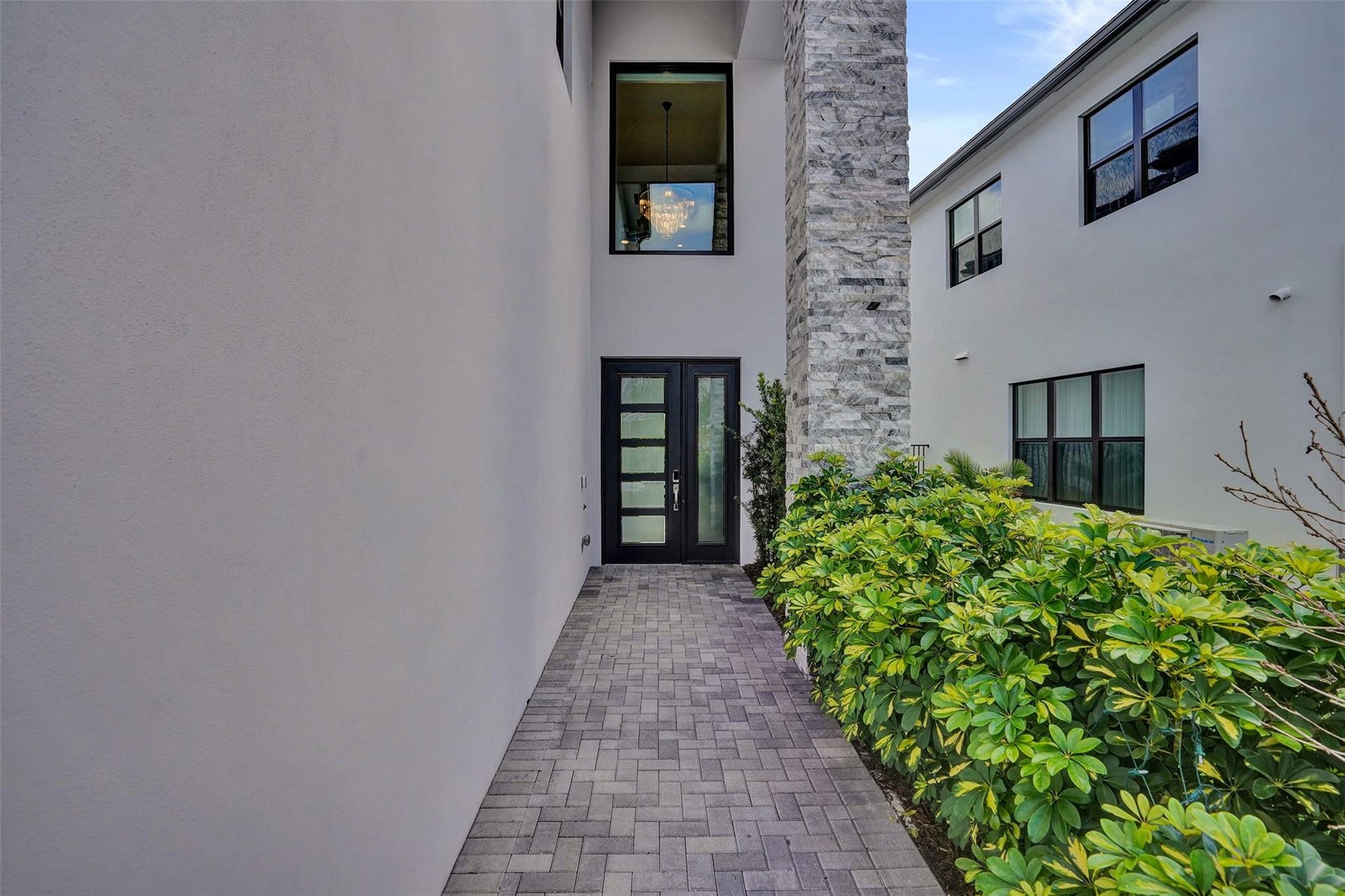 20044 Hirono Lane, Boca Raton, FL 33434 20044 Hirono Lane, Boca Raton, FL 33434