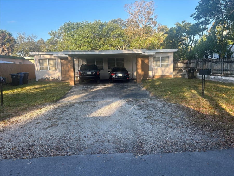Property photo for 2721-2731 SW 13 Avenue, Fort Lauderdale, FL