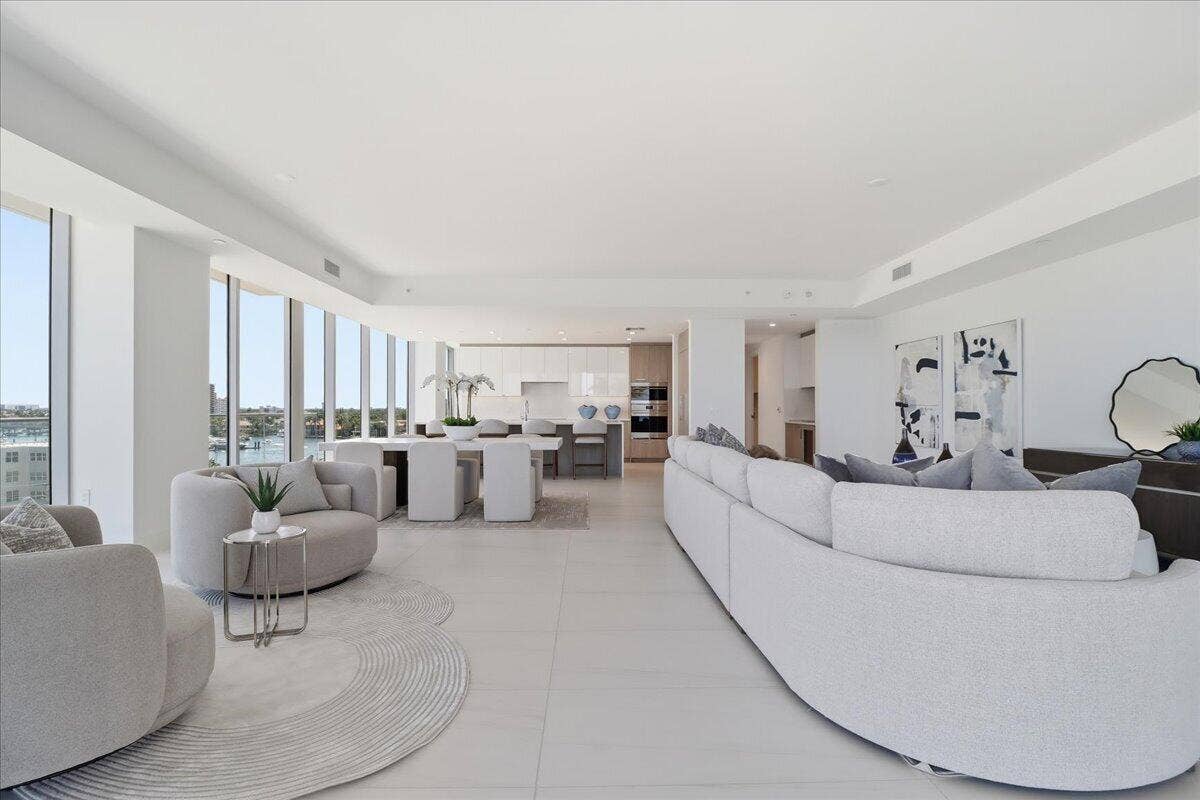 153 N Seabreeze Boulevard, #S-502, Fort Lauderdale, FL 33304 16-IMG_7513