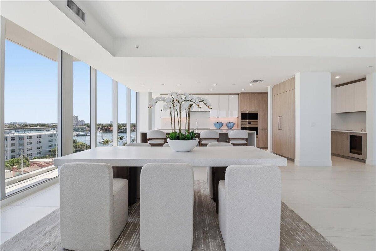 153 N Seabreeze Boulevard, #S-502, Fort Lauderdale, FL 33304 22-IMG_7489