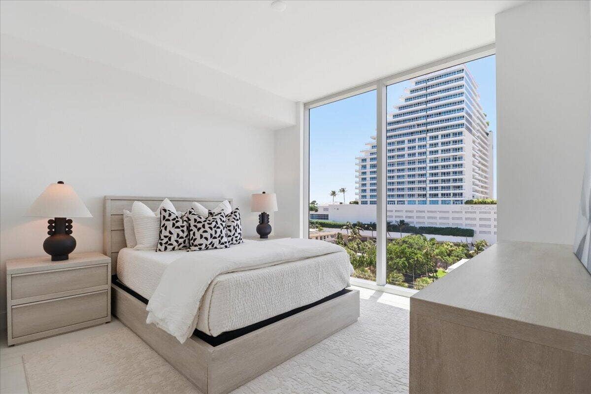 153 N Seabreeze Boulevard, #S-502, Fort Lauderdale, FL 33304 02-IMG_6605