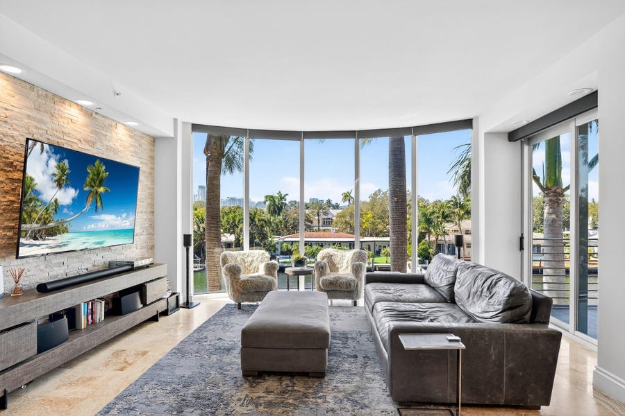 Property photo for 301 Hendricks Isle, #6, Fort Lauderdale, FL