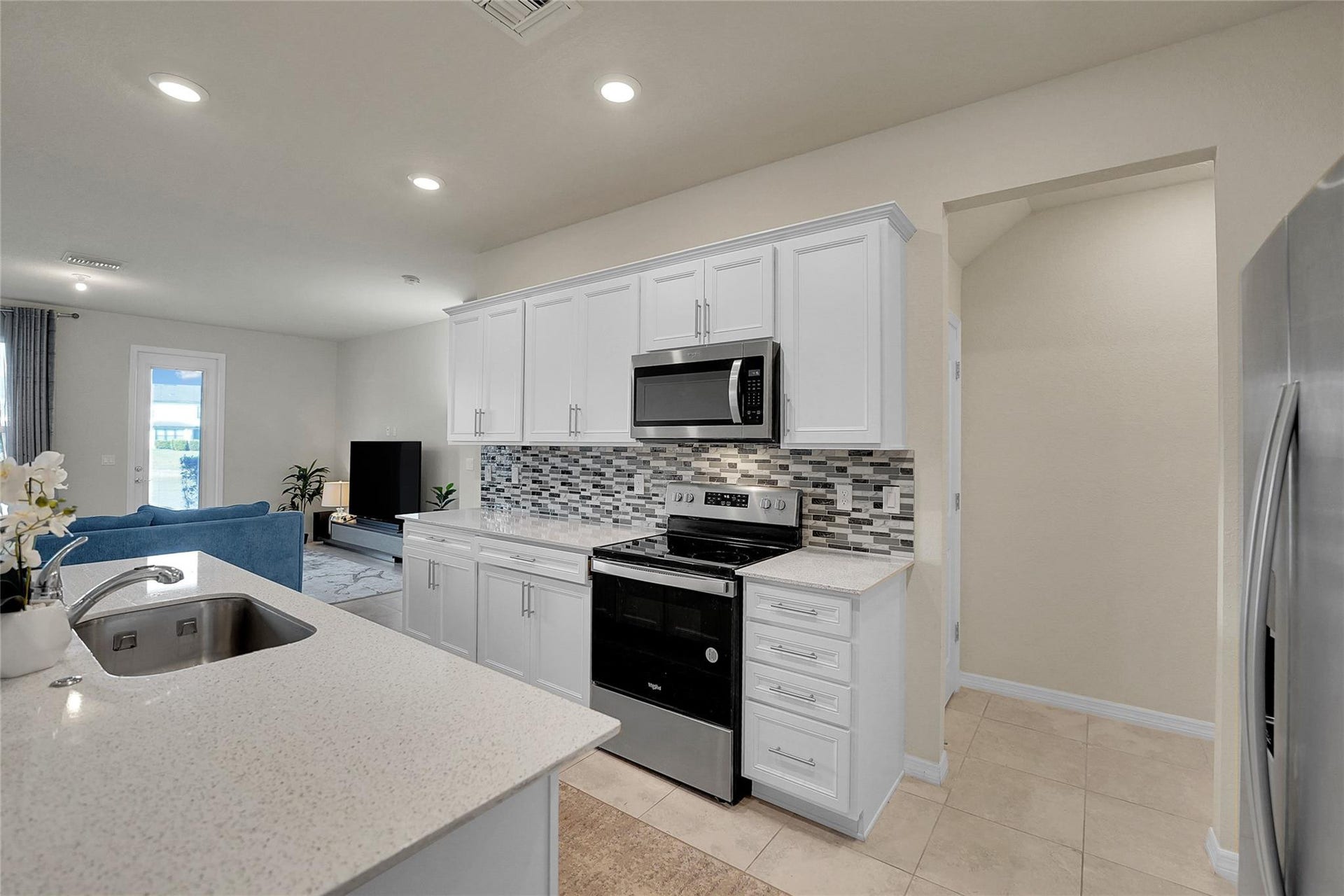 2293 S Appleton Circle, Oakland Park, FL 33309 2293 S Appleton Circle, Oakland Park, FL 33309