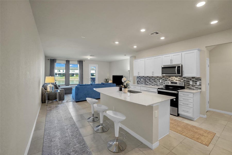 Property photo for 2293 S Appleton Circle, Oakland Park, FL