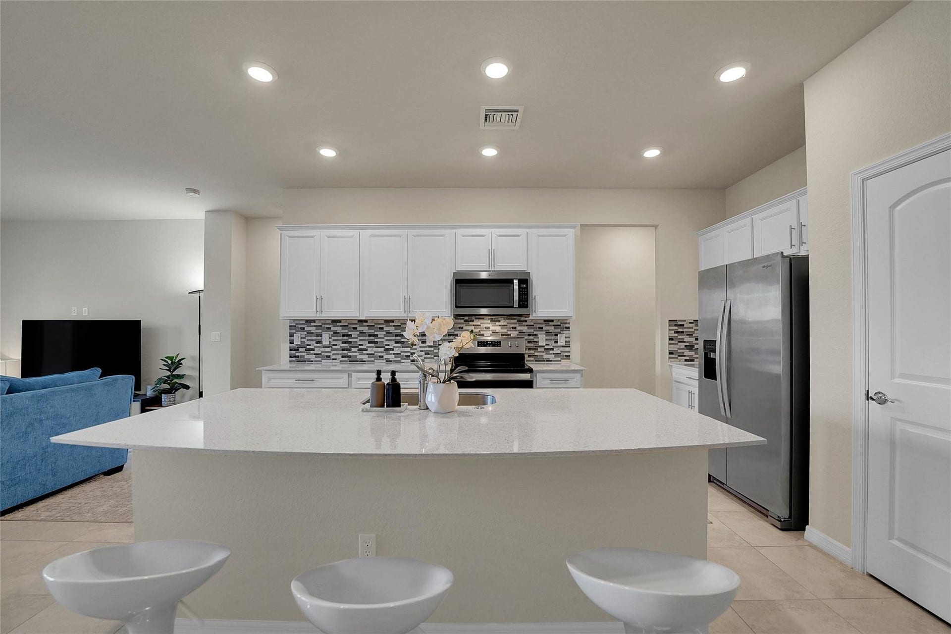 2293 S Appleton Circle, Oakland Park, FL 33309 2293 S Appleton Circle, Oakland Park, FL 33309