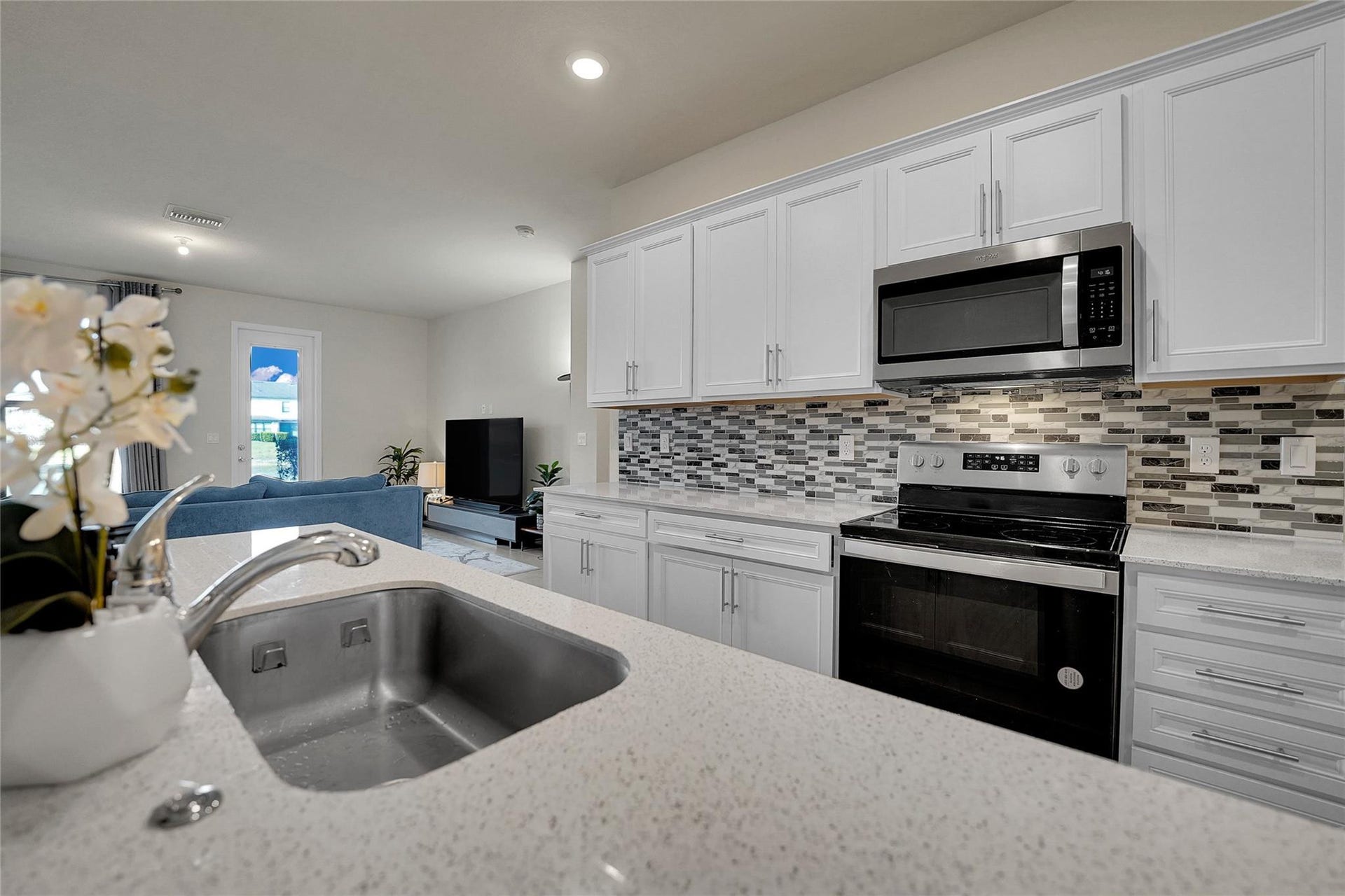 2293 S Appleton Circle, Oakland Park, FL 33309 2293 S Appleton Circle, Oakland Park, FL 33309
