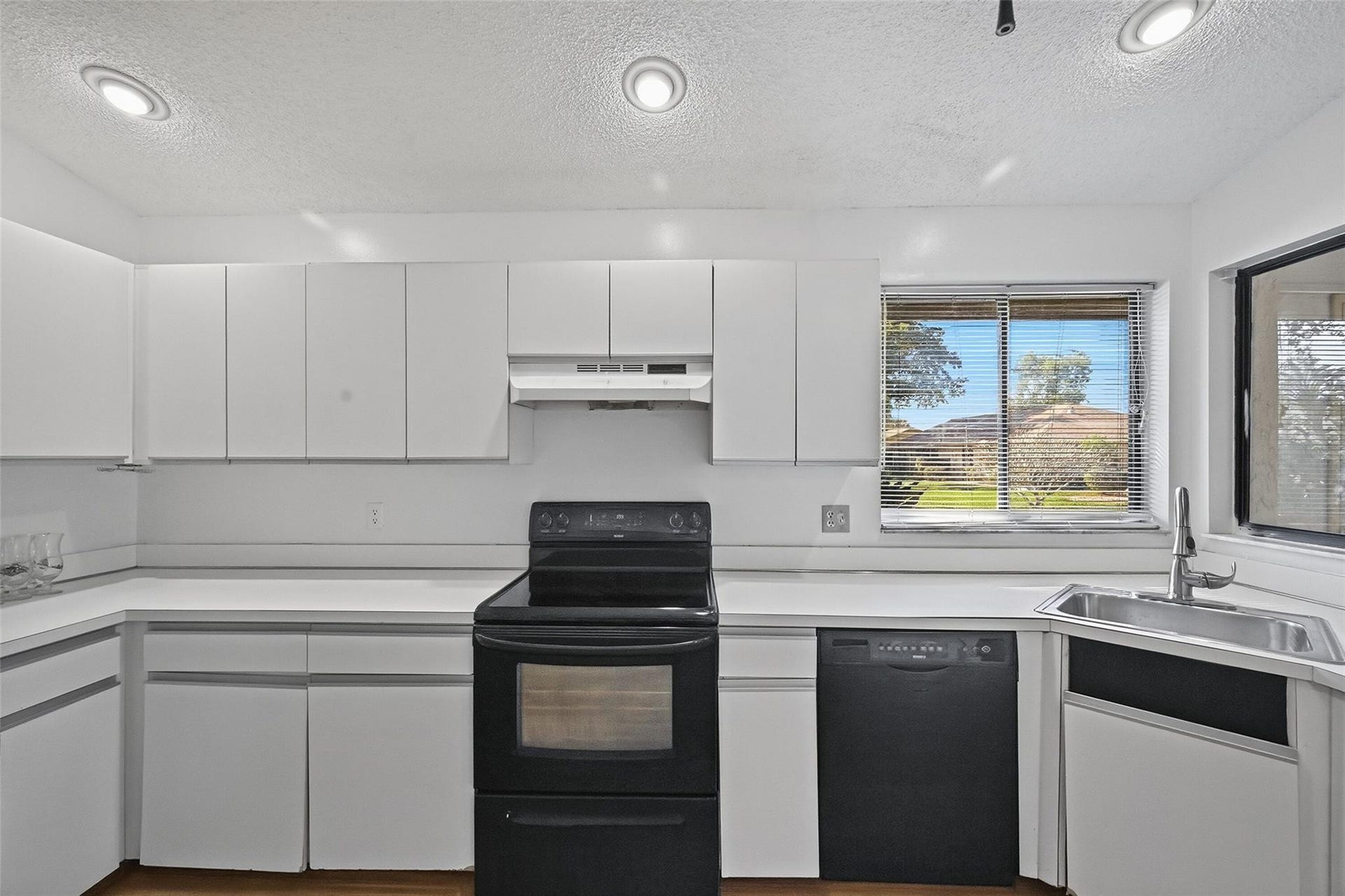 2495 NW 14th Street, Delray Beach, FL 33445 2495 NW 14th Street, Delray Beach, FL 33445