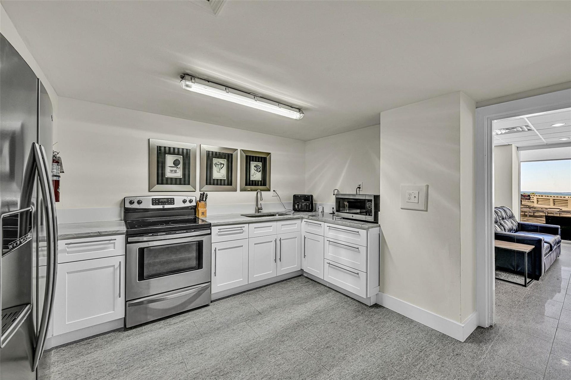3700 Galt Ocean Drive, #1215, Fort Lauderdale, FL 33308 First floor Catering Kitchen