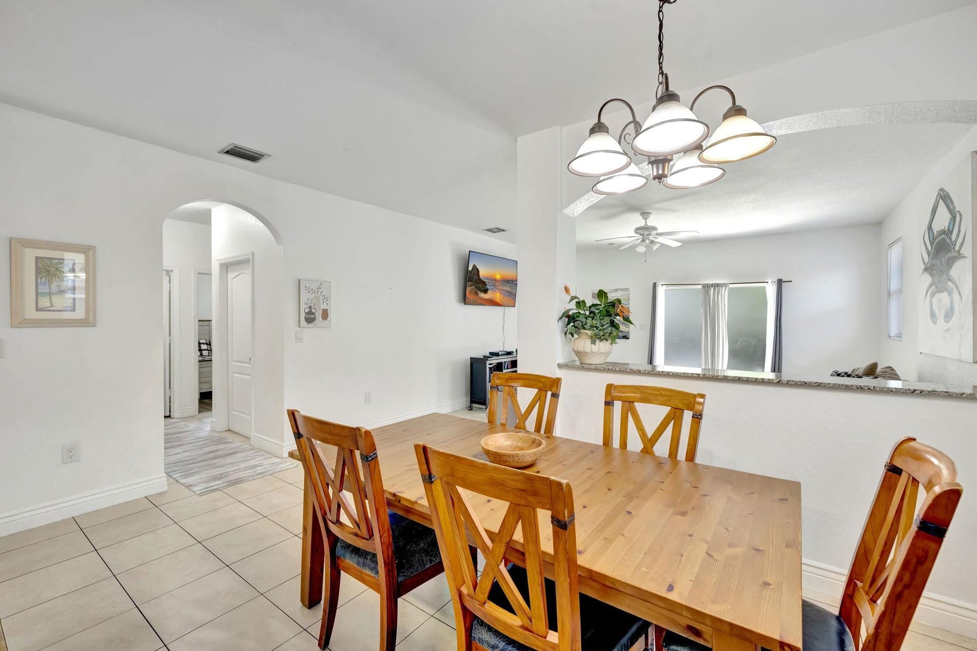 1816 SW 21st Street, Fort Lauderdale, FL 33315 Dining Area