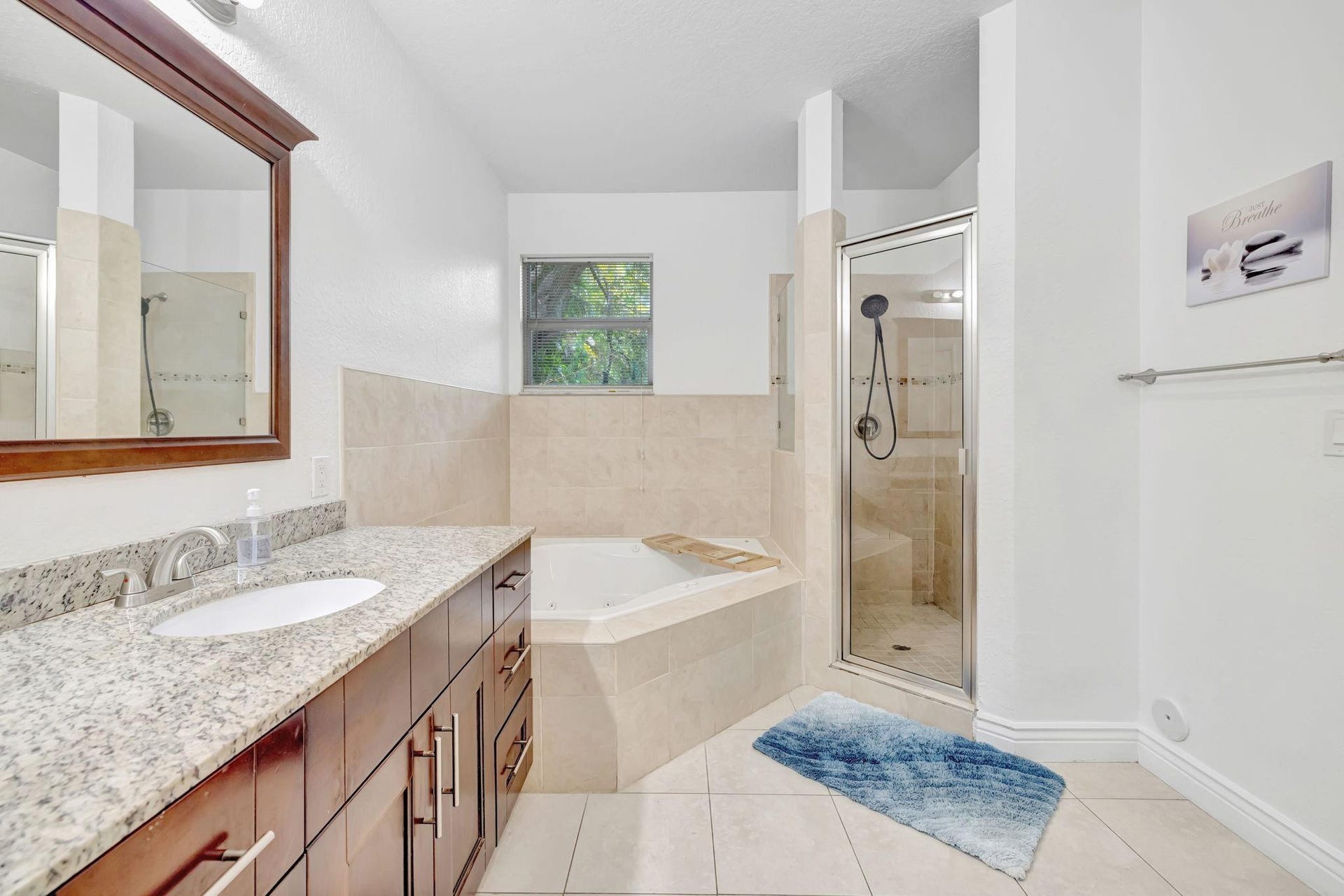 1816 SW 21st Street, Fort Lauderdale, FL 33315 Bathroom