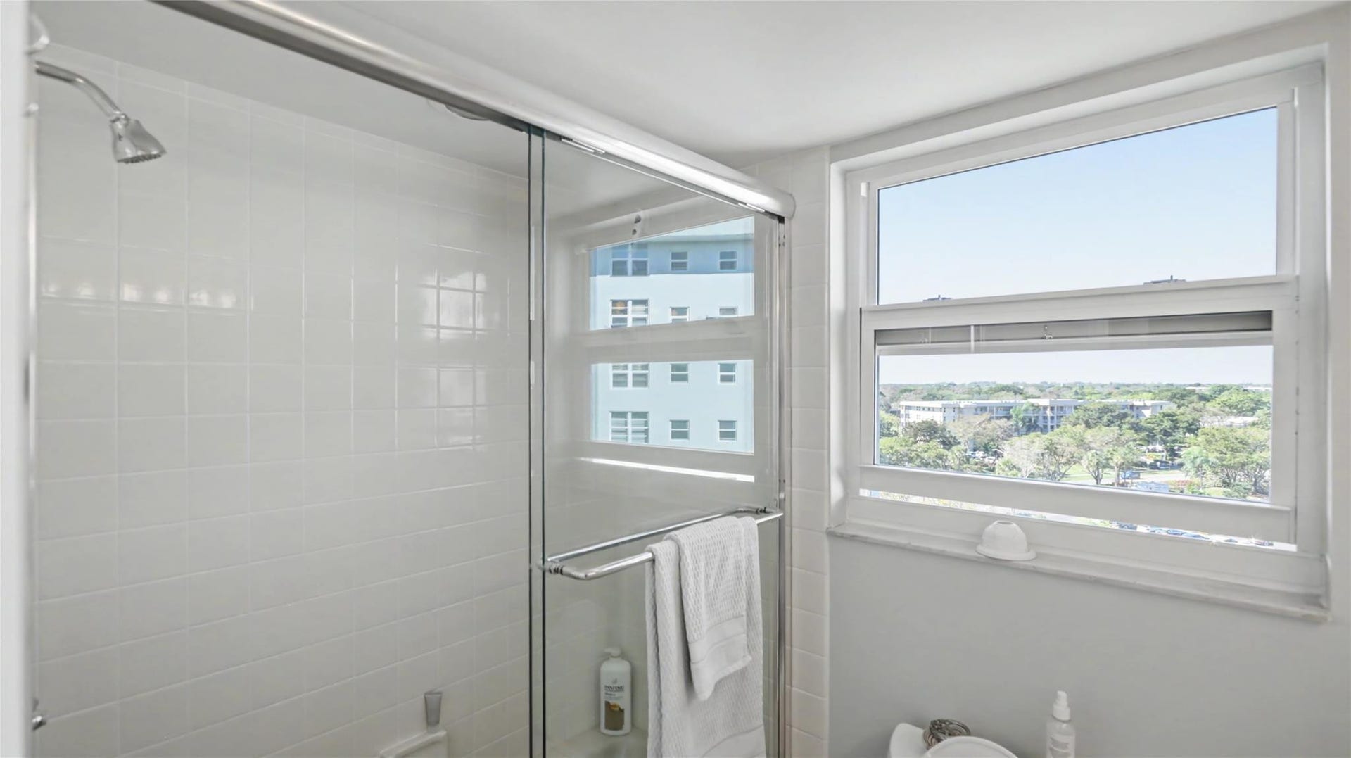 625 Oaks Drive, #808, Pompano Beach, FL 33069 Photo 25