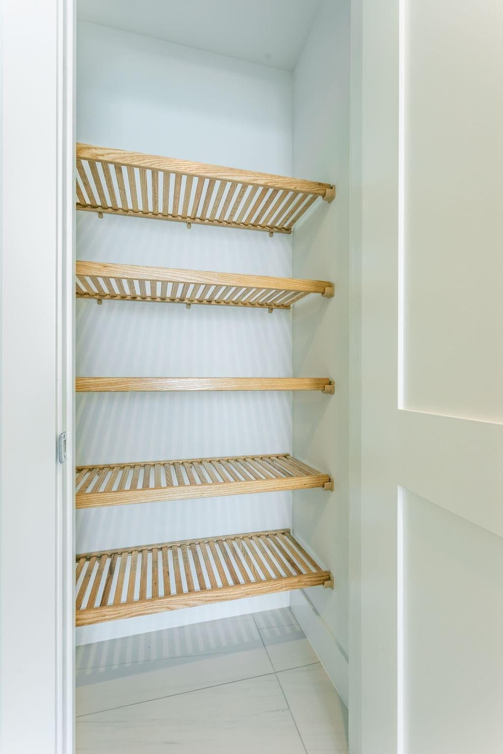 Owner Suite Linen Closet (3)