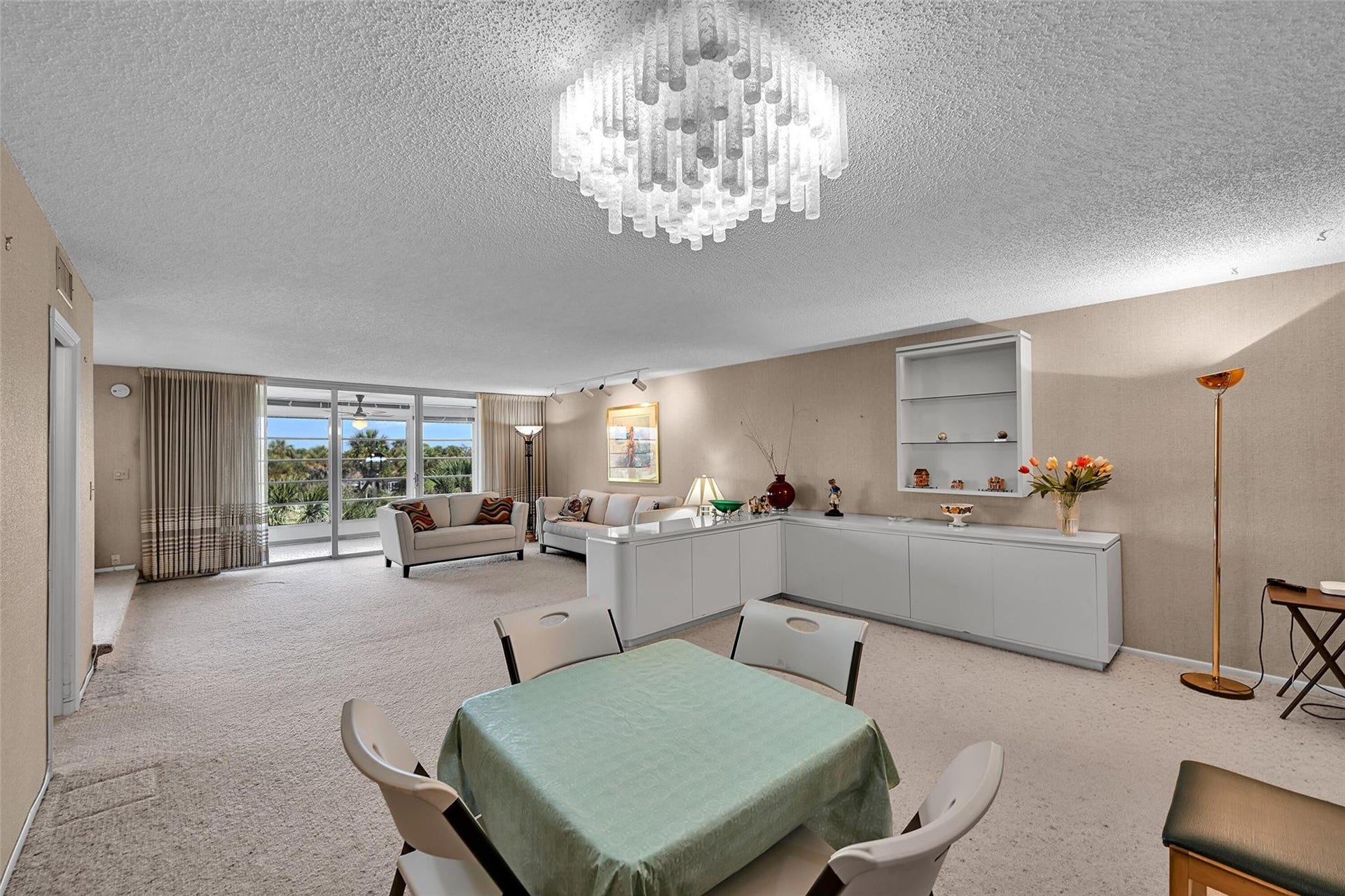 3960 Oaks Clubhouse Drive, #407, Pompano Beach, FL 33069 Photo 9