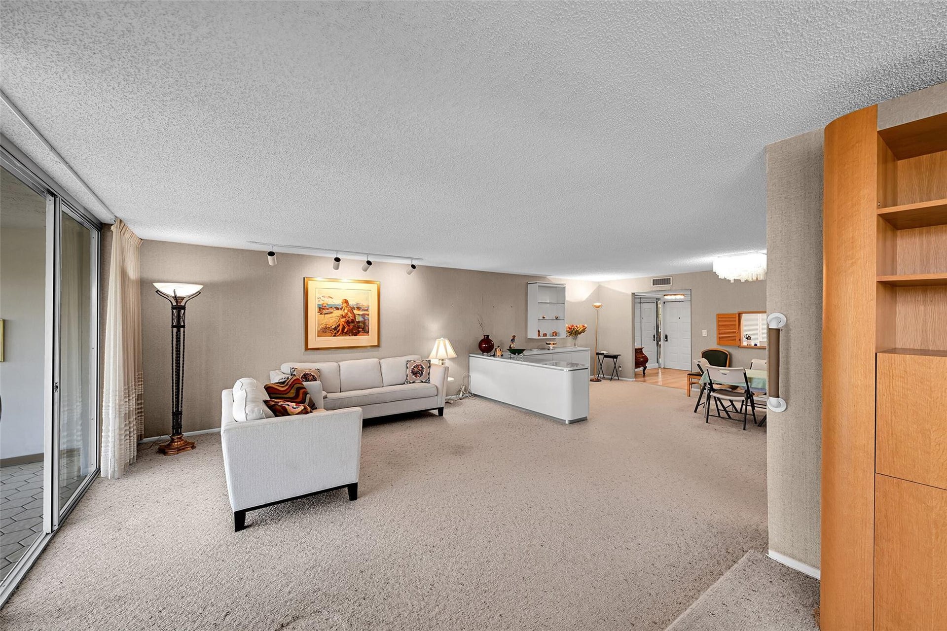 3960 Oaks Clubhouse Drive, #407, Pompano Beach, FL 33069 Photo 8