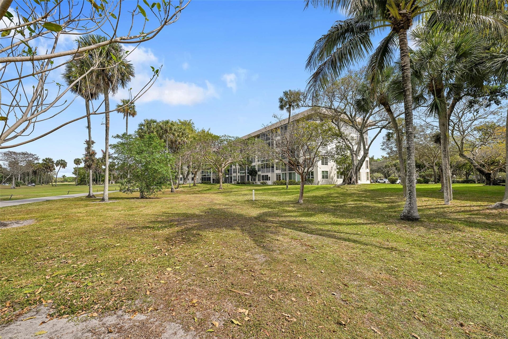 3960 Oaks Clubhouse Drive, #407, Pompano Beach, FL 33069 Photo 31