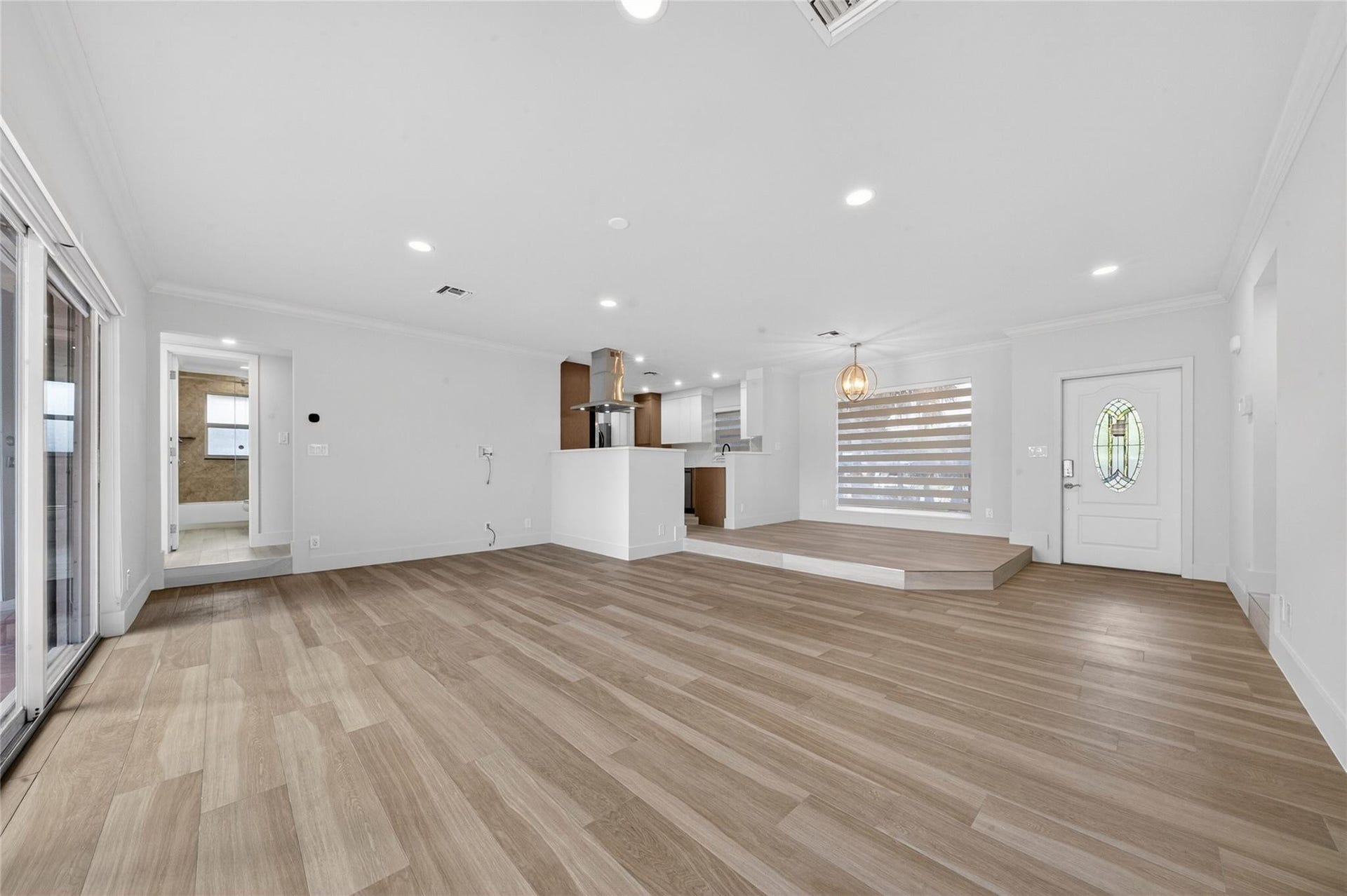 1762 NE 38th Street, Oakland Park, FL 33334