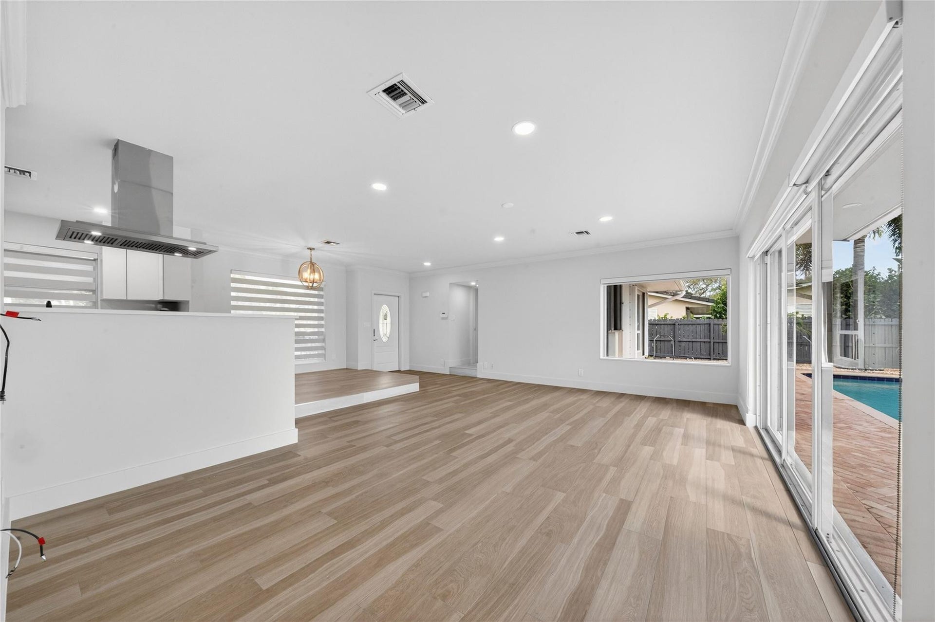 1762 NE 38th Street, Oakland Park, FL 33334