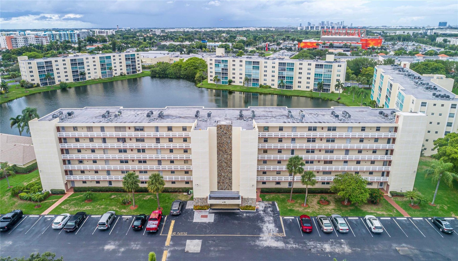 131 SE 3rd Avenue, #608, Dania Beach, FL 33004